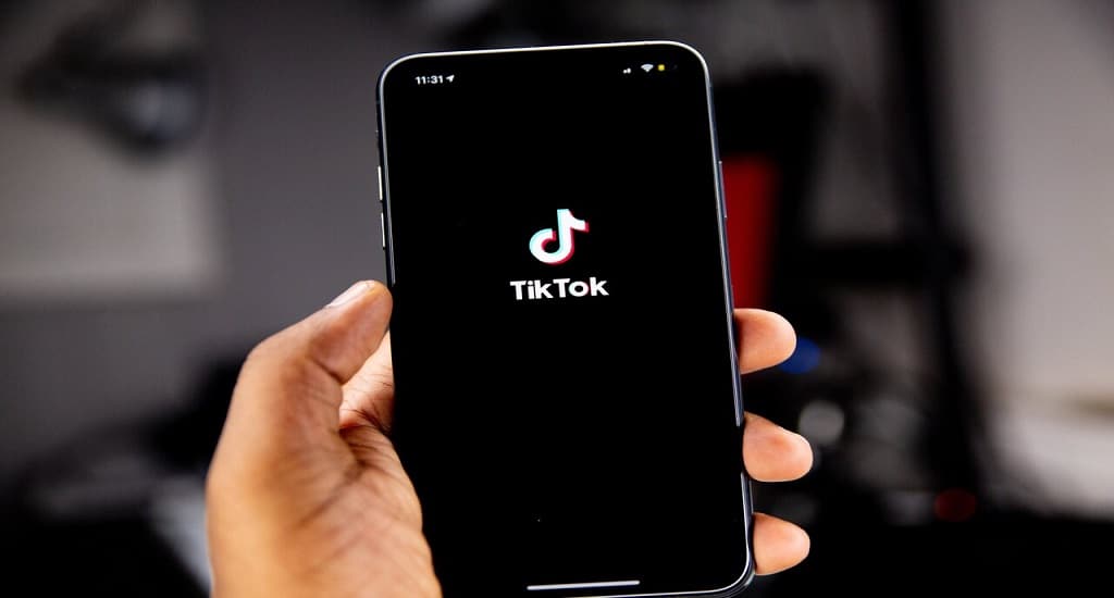 Εγκυμοσύνη: Τα βίντεο TikTok για τη φαρμακευτική άμβλωση τείνουν να είναι ακριβή και αξιόπιστα, διαπιστώνει μελέτη