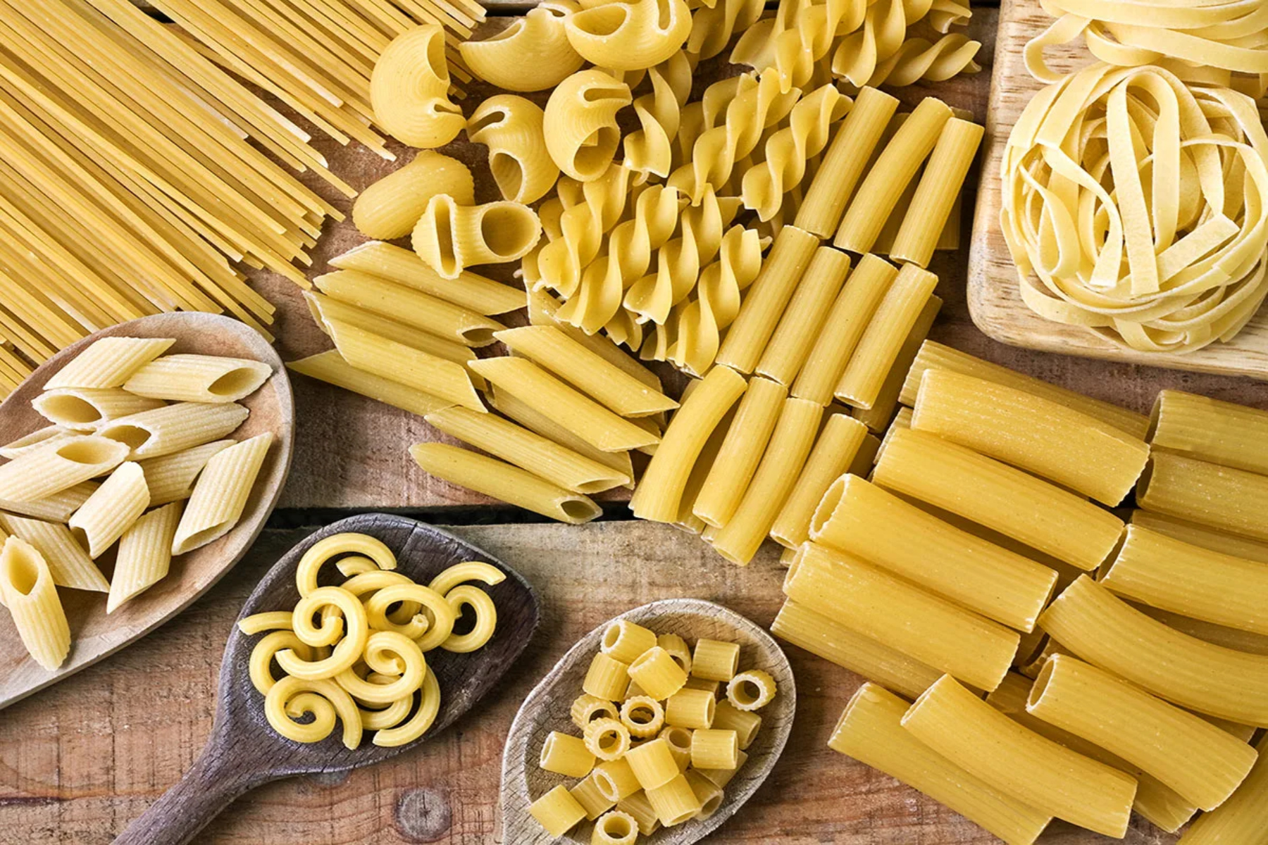 Ζυμαρικά: Γιατί οι Ιταλοί προτιμούν να τρώνε ζυμαρικά;