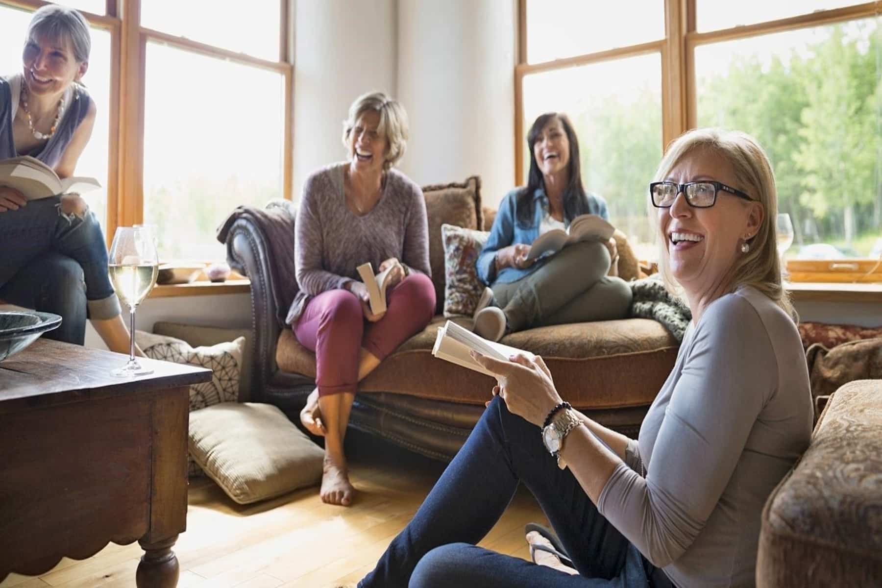 Φίλοι: Πώς μια συνομιλία με φίλους την ημέρα βοηθάει την ψυχική σας υγεία