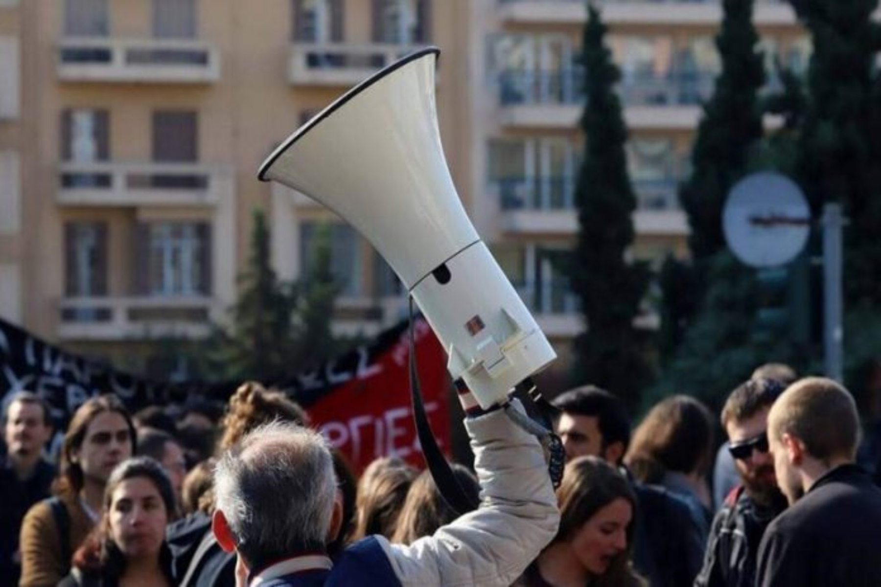 Απεργία: Σήμερα η μεγάλη απεργία – Αλλάζει το δρομολόγιο των ΜΜΜ