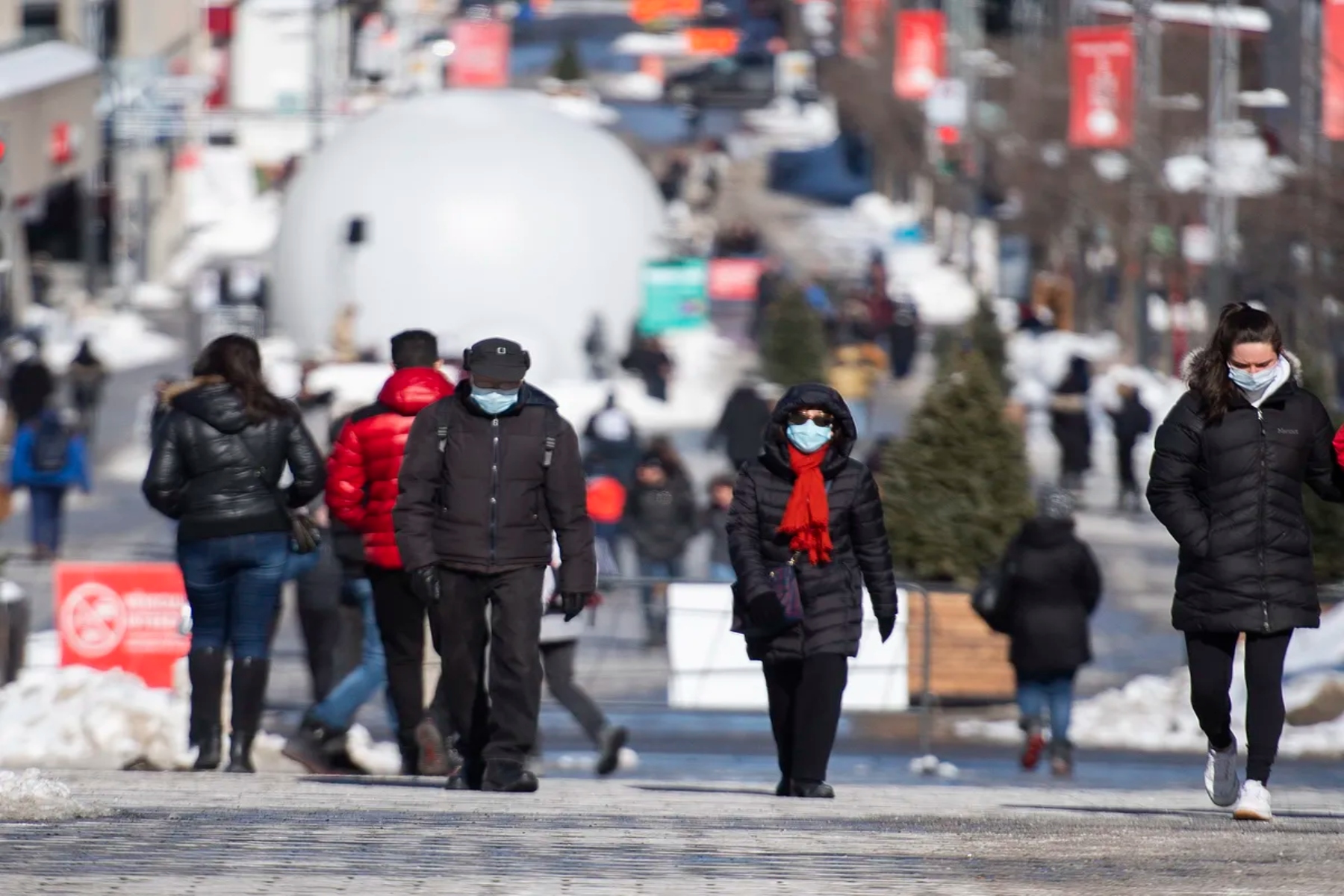 Καναδάς: Πώς απέφυγε ένα σοβαρό χειμερινό κύμα COVID;