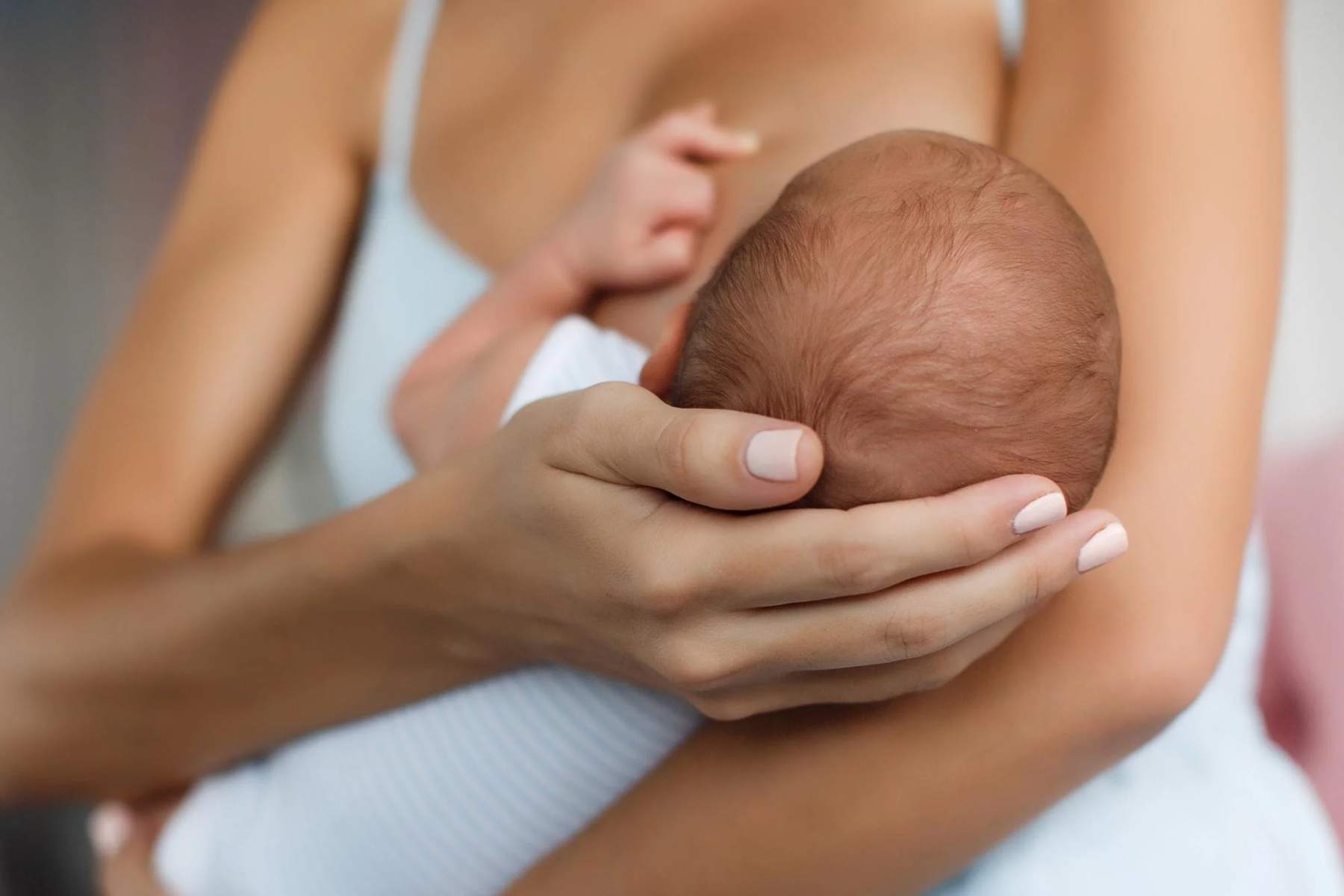 Covid-19: Ο κορωνοϊός στην εγκυμοσύνη επηρεάζει την αναπτυξιακή λειτουργία του εμβρύου