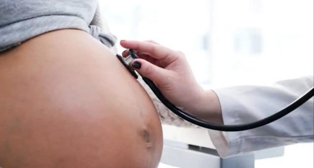 Covid-19: Οι θάνατοι από εγκυμοσύνη στις ΗΠΑ μειώθηκαν το 2022 μετά την έξαρση της πανδημίας