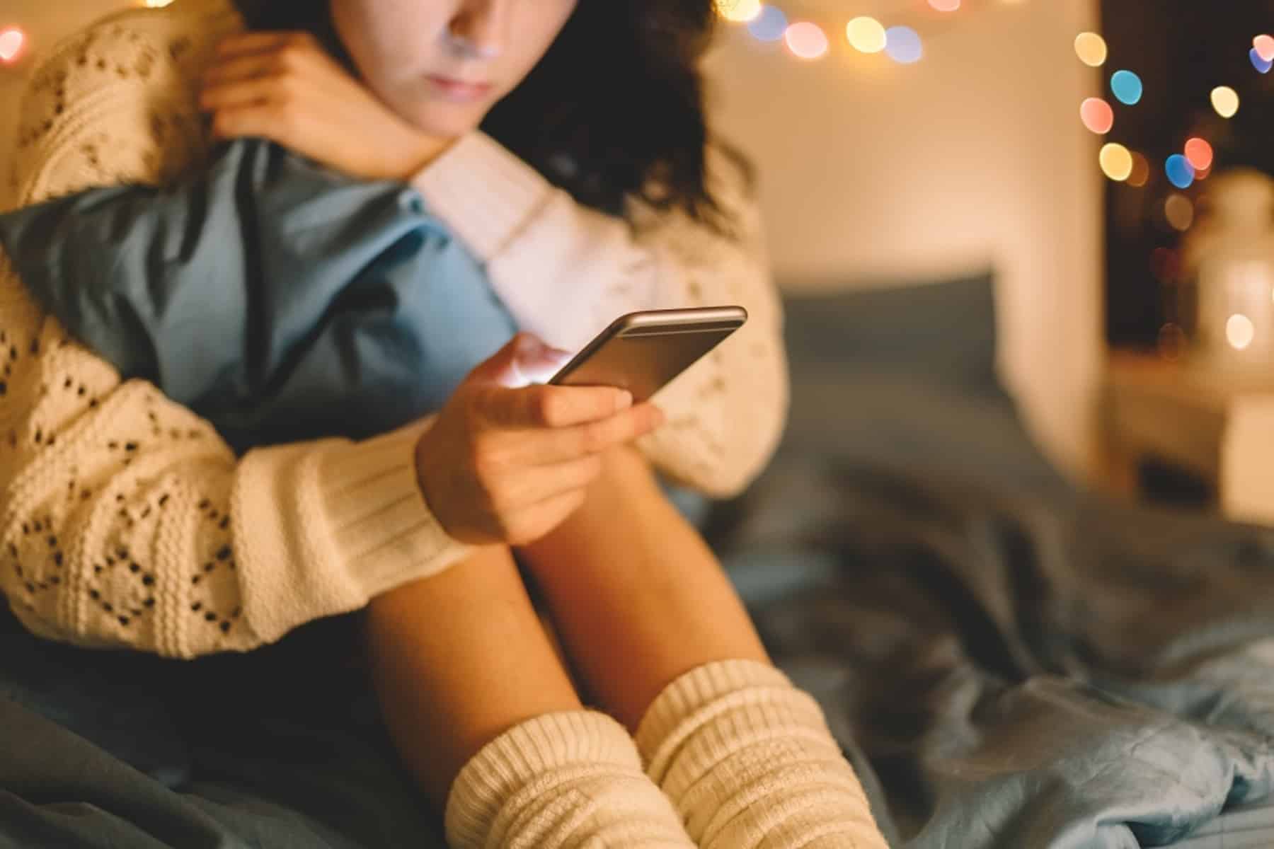 Sexting: Βρέθηκε ότι σχετίζεται με αρνητική ψυχική υγεία