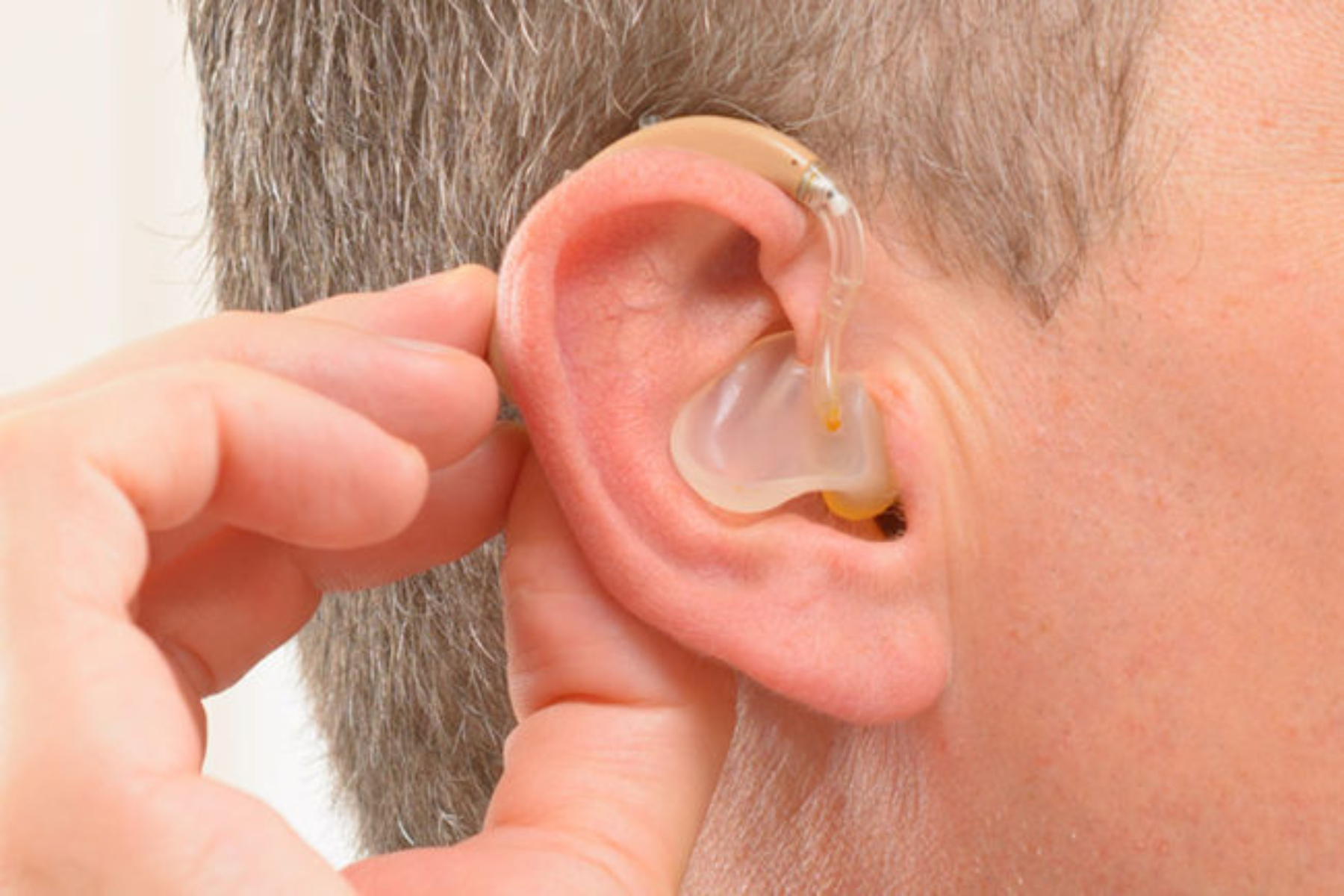 Ακουστικά: Πώς τα ακουστικά βαρηκοΐας μπορούν να βελτιώσουν τη ζωή μας;