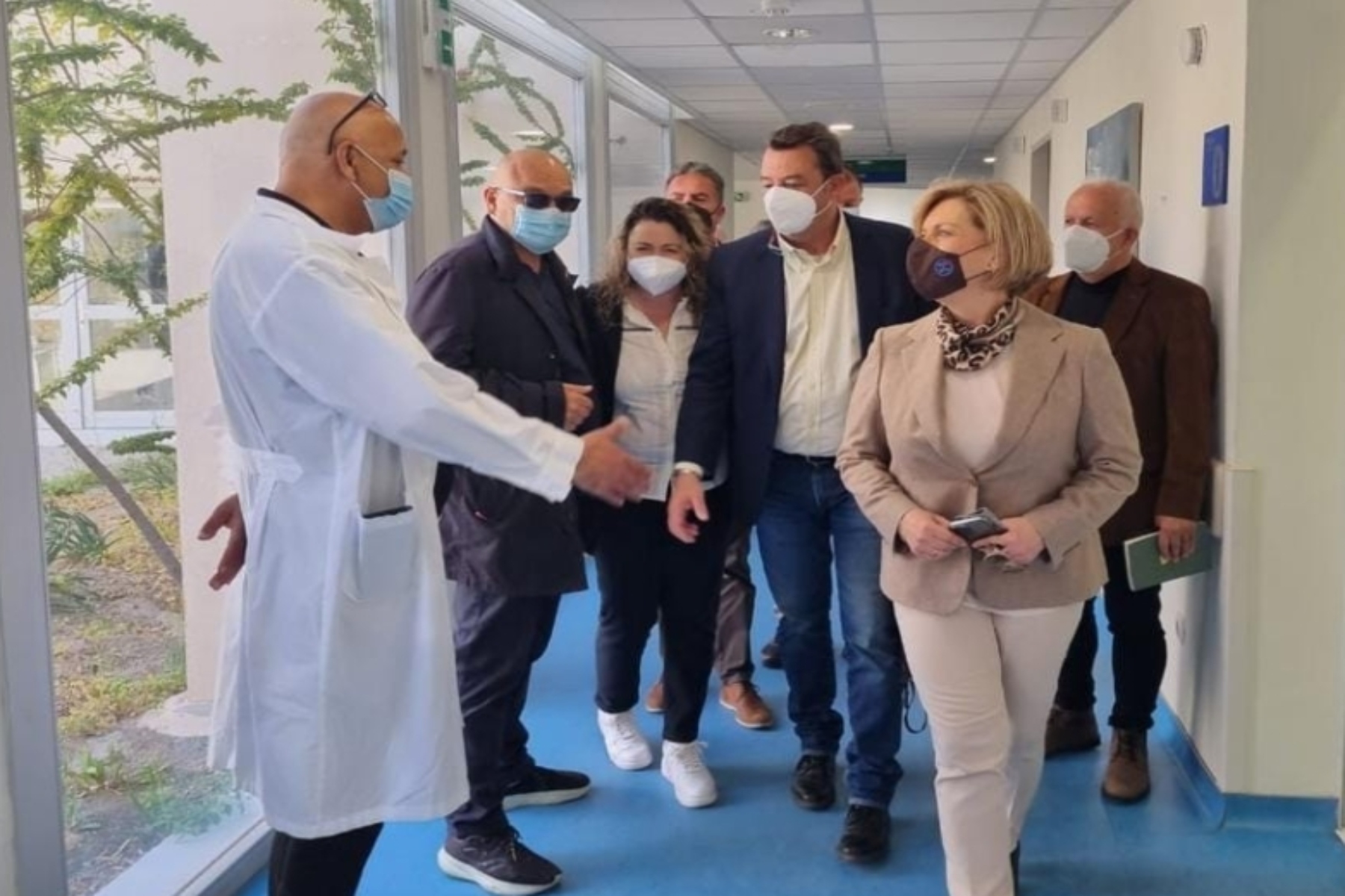 Μίνα Γκάγκα: Επίσκεψη Αναπληρώτριας Υπουργού Υγείας στο Γενικό Νοσοκομείο Σαντορίνης
