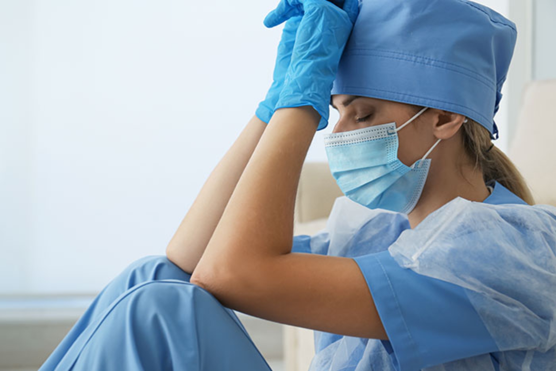 Covid: Περίπου 100.000 νοσηλευτές στις ΗΠΑ εγκατέλειψαν το εργατικό δυναμικό στην πανδημία