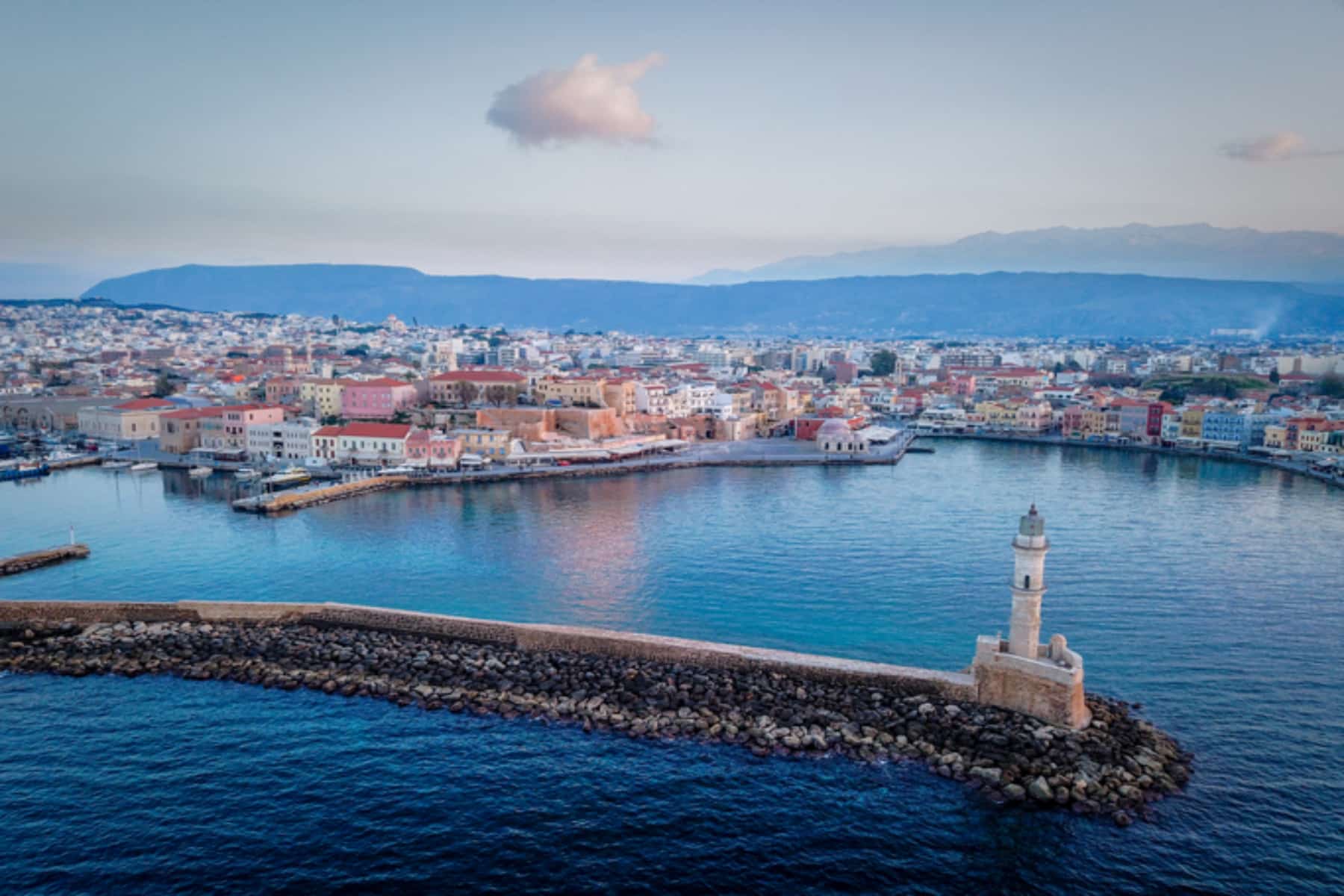 Καιρός σήμερα: Με αυξημένες νεφώσεις θα ξεκινήσει η μέρα σήμερα