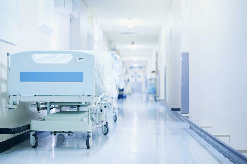 Γεωργιάδης: Ποια νοσοκομεία της 1ης ΥΠΕ ξεκινούν απογευματινά χειρουργεία - Λίστα