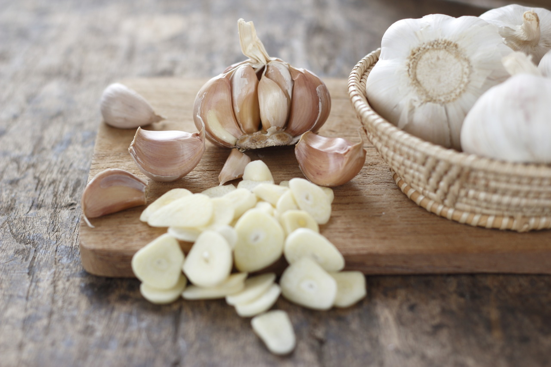 Σκόρδο IBS: Προσοχή στο σκόρδο για όσους πάσχουν από Σύνδρομο Ευερέθιστου Εντέρου