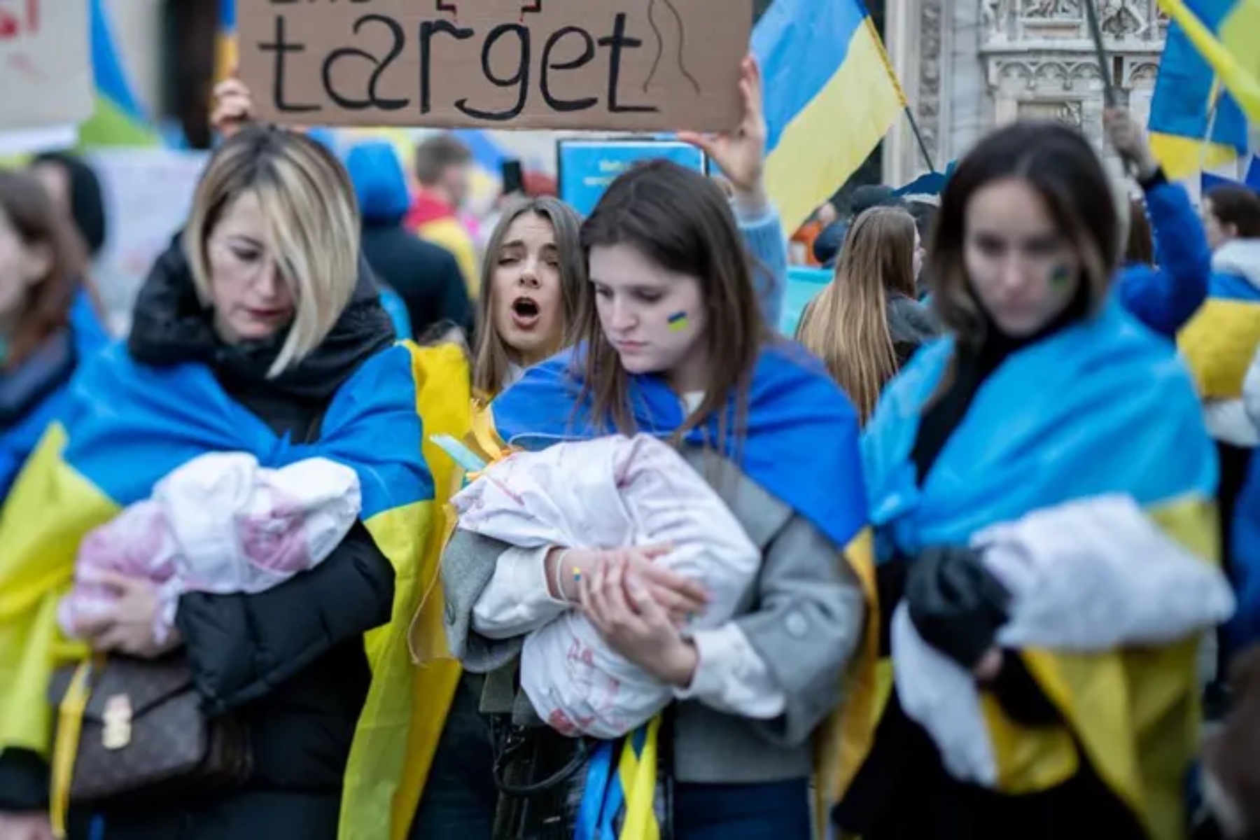 UNICEF Ουκρανία: Βαρύς ο αντίκτυπος του πολέμου για μητέρες πρόσφυγες στην Πολωνία
