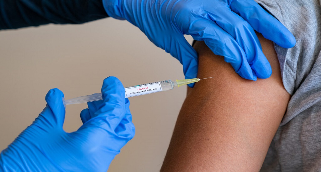 COVID-19: Οι ΗΠΑ θα άρουν τις περισσότερες ομοσπονδιακές εντολές εμβολίων την επόμενη εβδομάδα