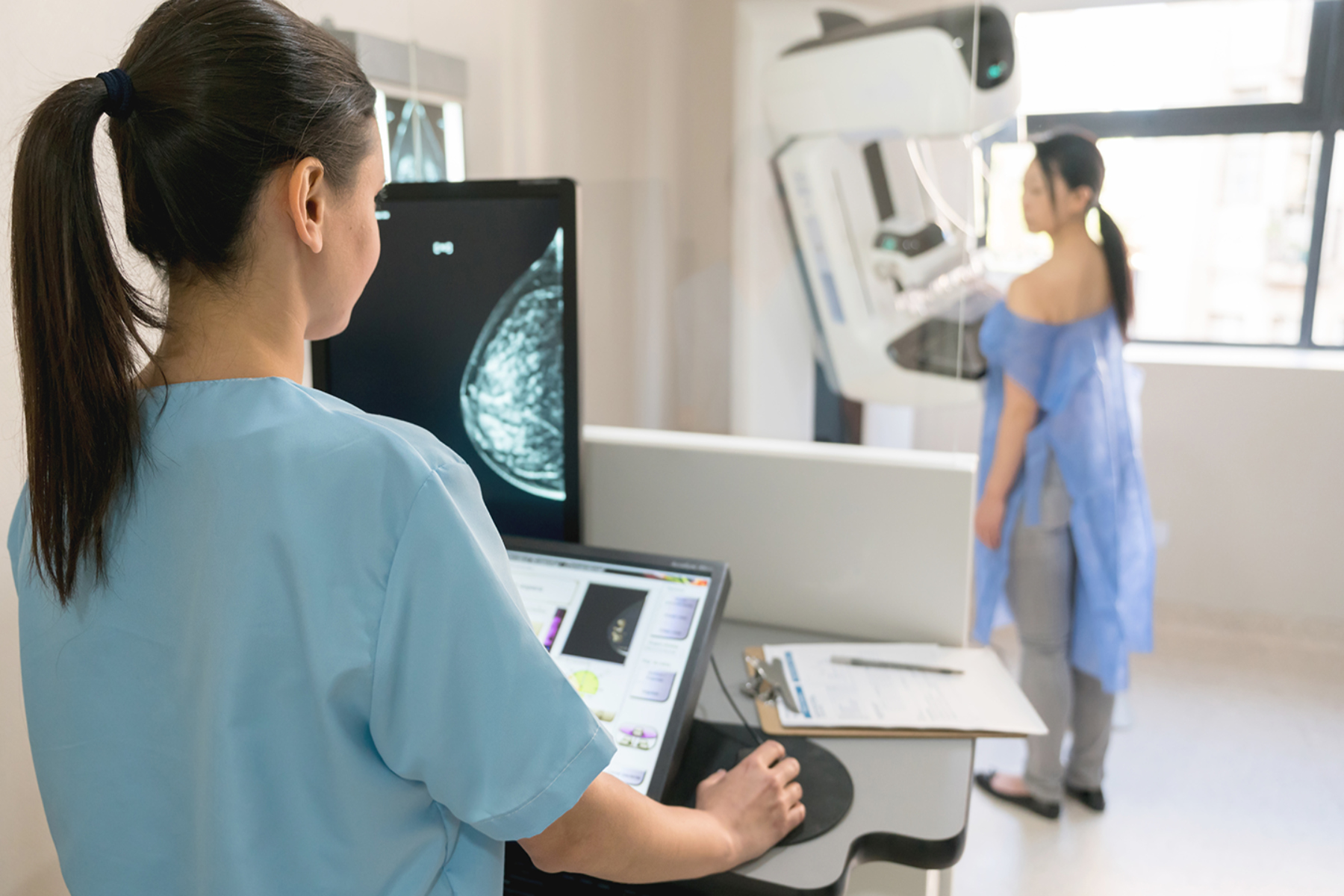 Μαστογραφία: Ο προληπτικός έλεγχος καρκίνου του μαστού μειώνει τις πιθανότητες θανάτου από τη νόσο κατά 72%