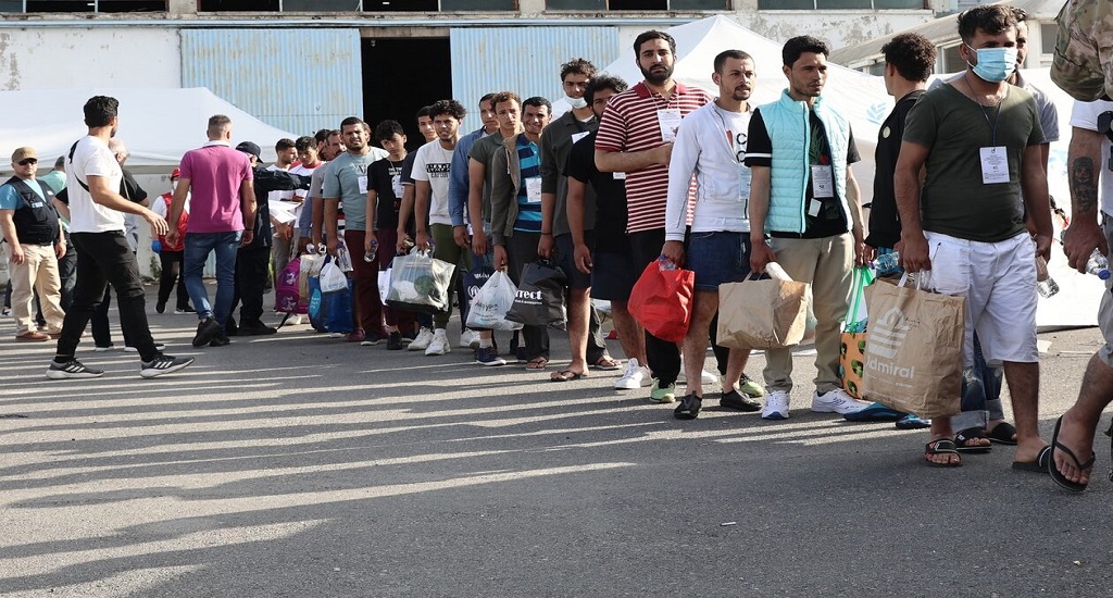 Ναυάγιο Πύλος: Μηδενικές οι ελπίδες για άλλους επιζώντες – Οι εννέα φερόμενοι ως διακινητές απολογούνται τη Δευτέρα