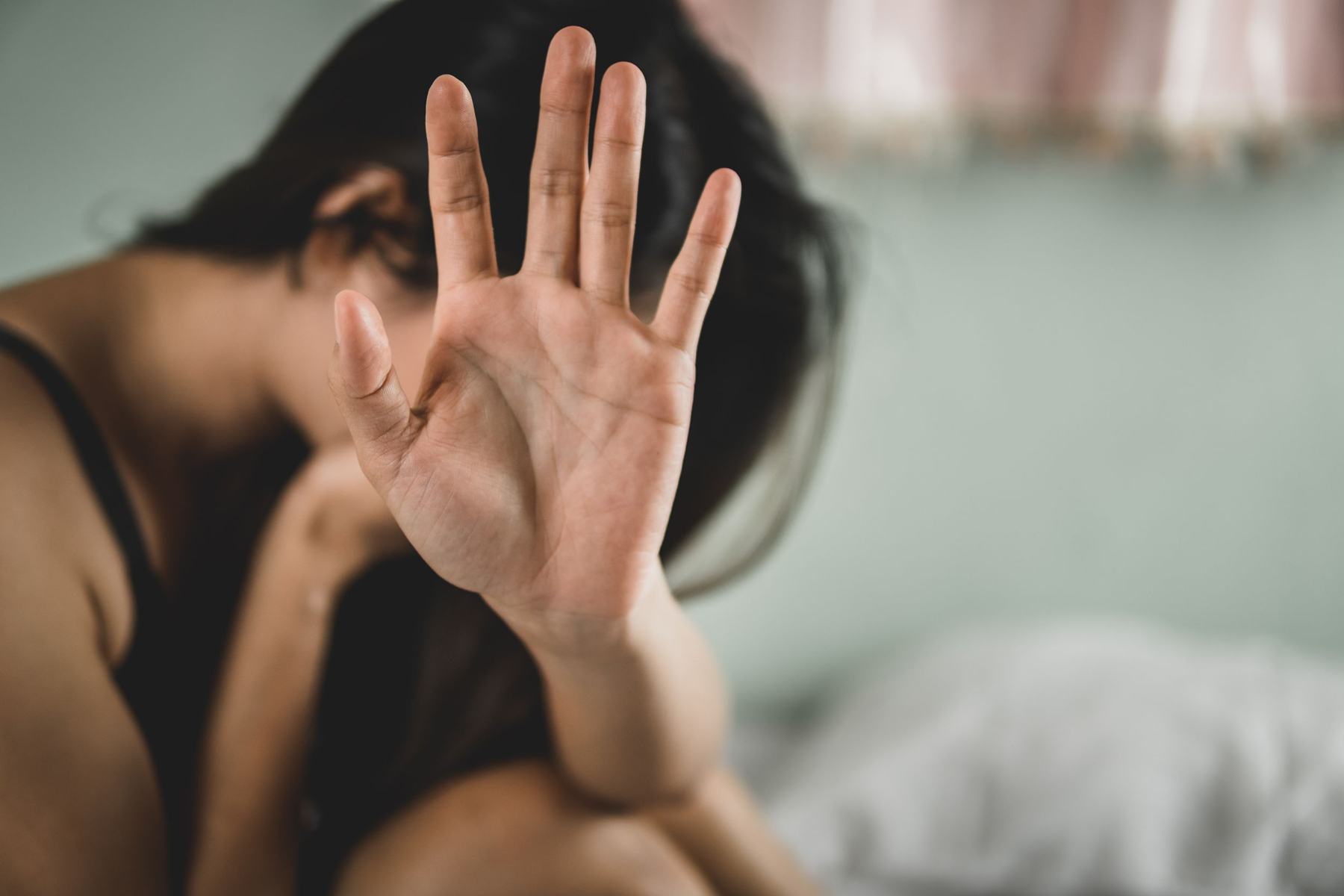 Σεξουαλική παρενόχληση: Προστατέψτε τη σεξουαλική σας υγεία μετά από μια σεξουαλική τραυματική εμπειρία