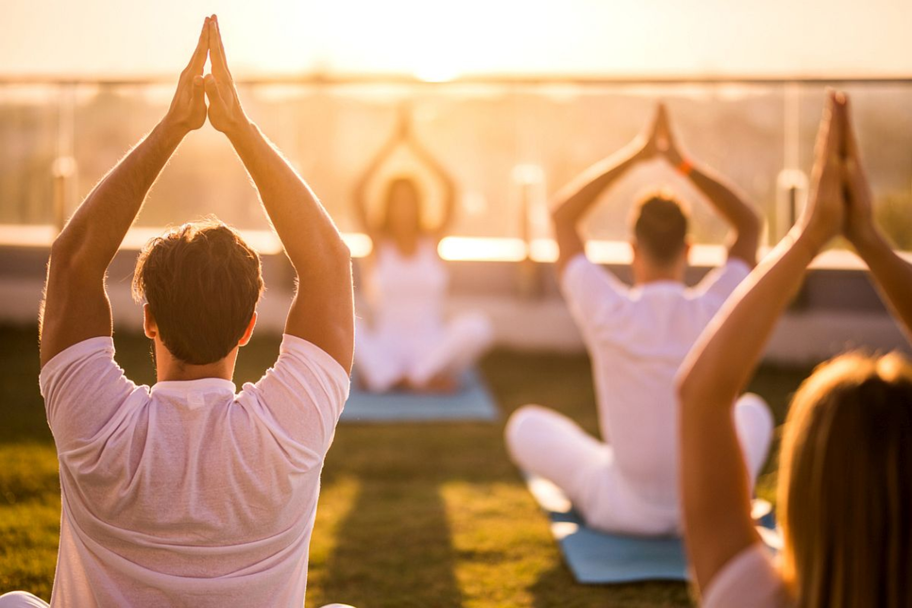 Yoga: Βελτιώστε την πρακτική σας στη γιόγκα με χρήσιμες συμβουλές προπόνησης