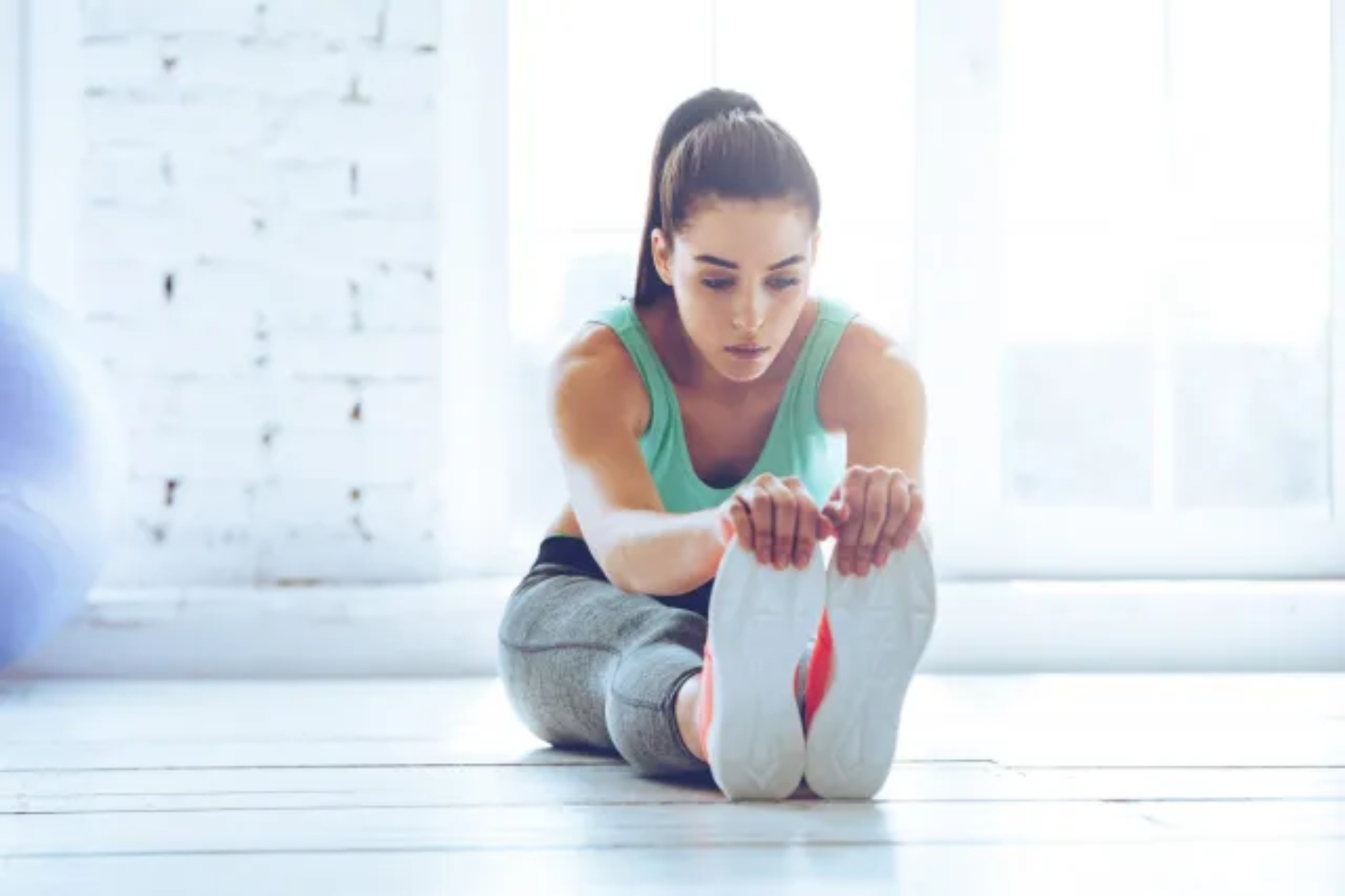 Αδυνάτισμα άσκηση: Προπόνηση με βάρη ή αερόβια γυμναστική για απώλεια βάρους;