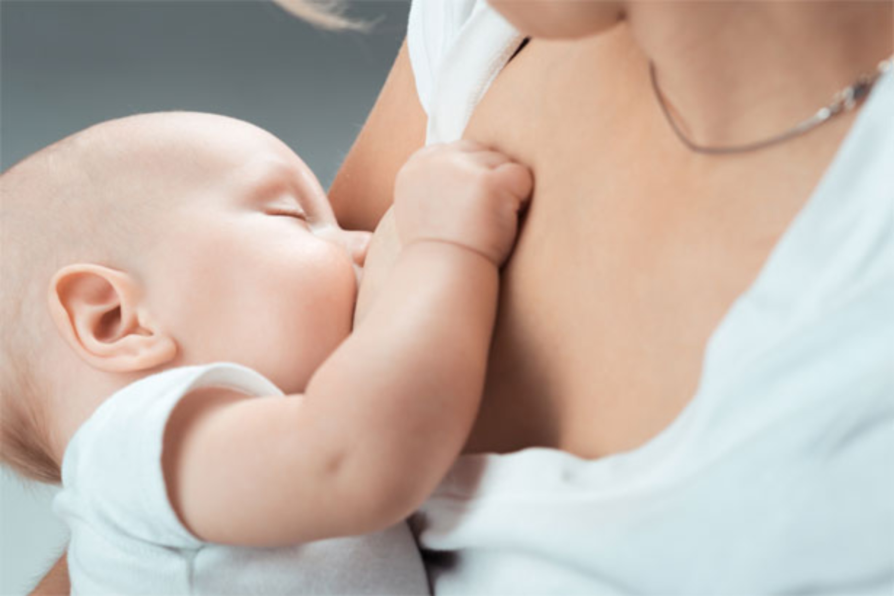 Βρεφική ανάπτυξη: Μόριο ζάχαρης στο μητρικό γάλα ενισχύει την ανάπτυξη του εγκεφάλου