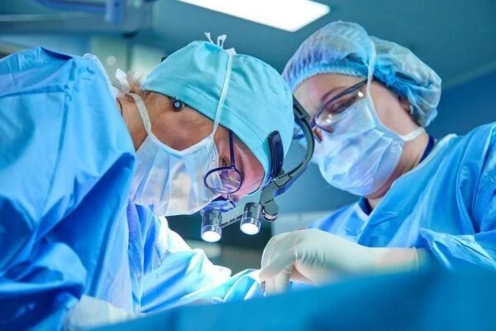 Μπορεί η ΚΑΡΠΑ να επηρεάζει την χειρουργική επέμβαση;
