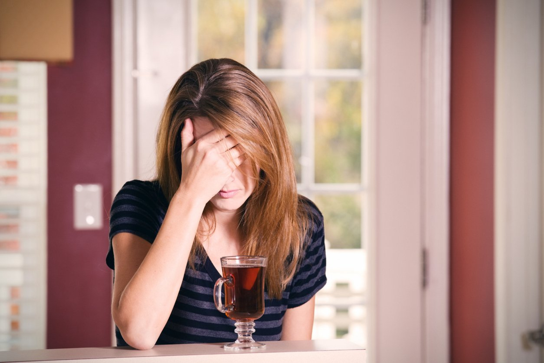 Αλκοόλ: Πώς το αλκοόλ δημιουργεί προβλήματα στην ψυχική μας υγεία;