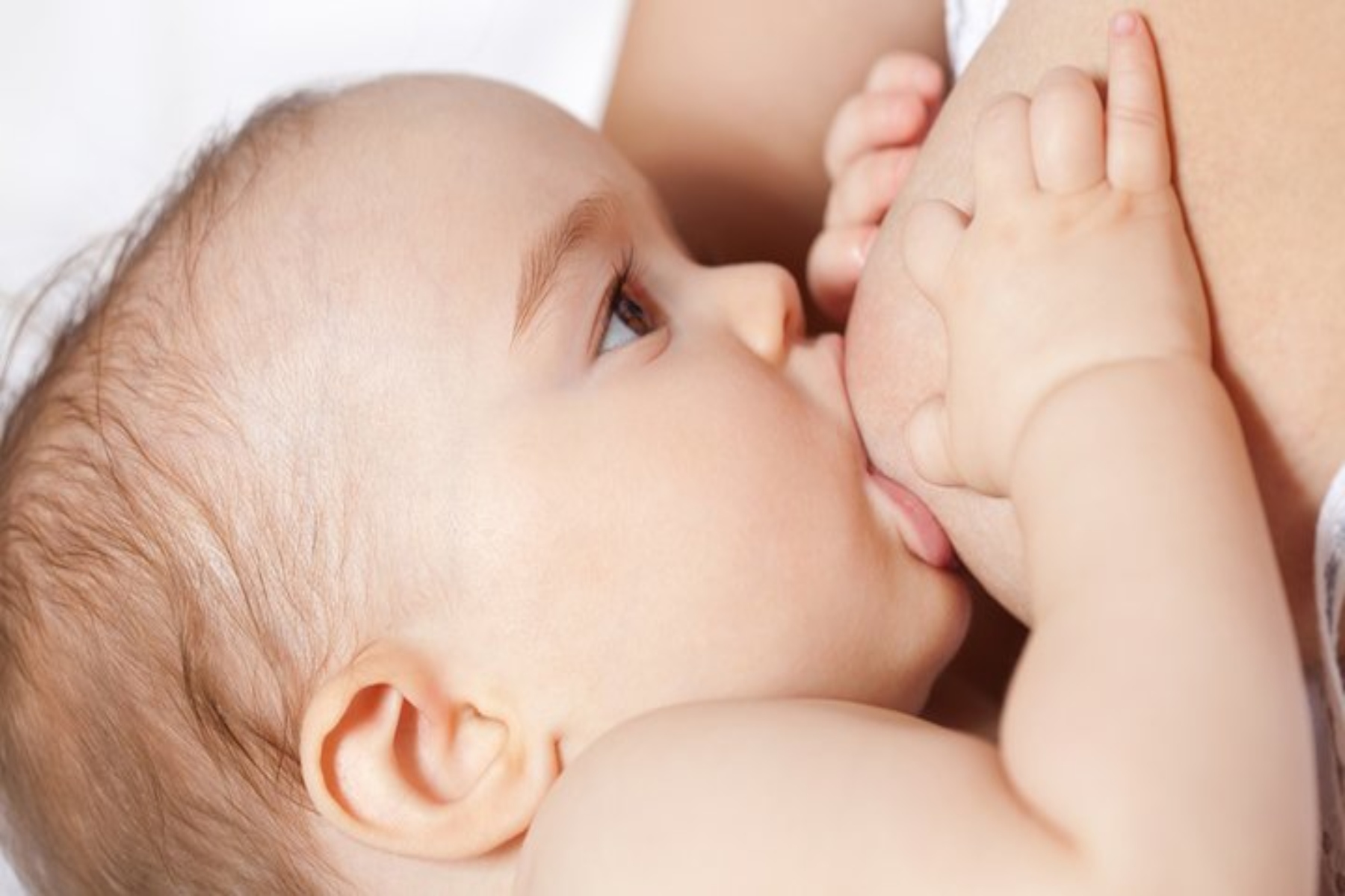 Γάλα πνιγμός: Μπορούν τα παιδιά να πνιγούν με το μητρικό γάλα;