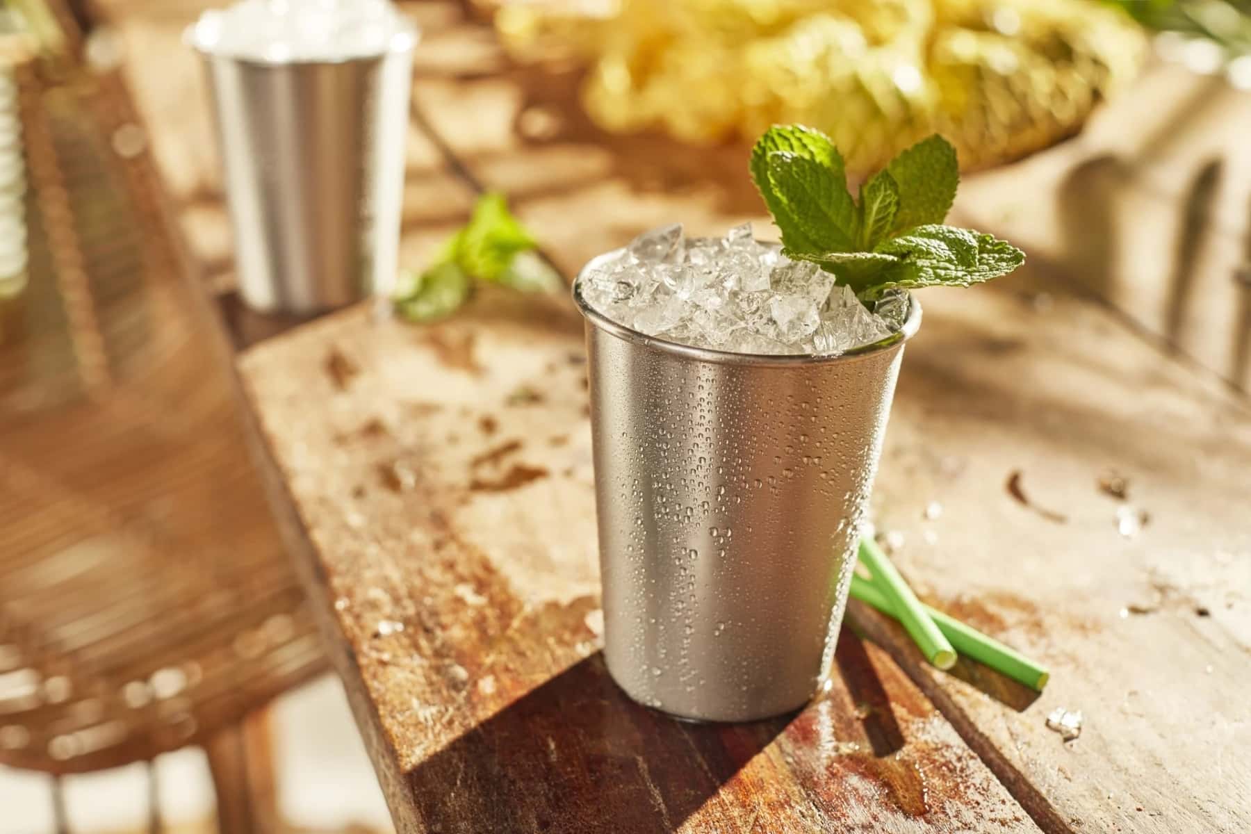 Mint Julep: Ένα κλασικό κοκτέιλ γεμάτο γεύσεις και αρώματα