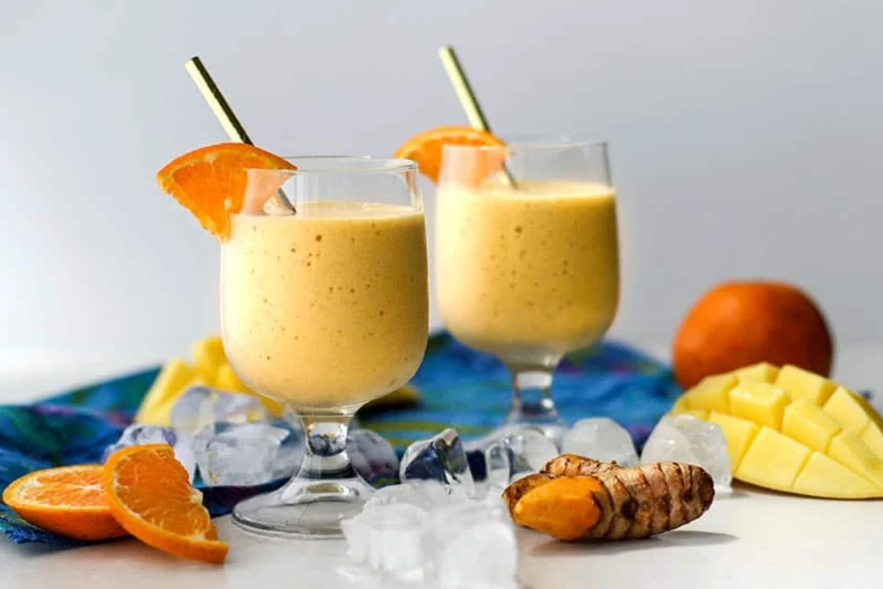 Smoothie κουρκουμάς: Δημιουργήστε ένα πικάντικο smoothie με κουρκουμά