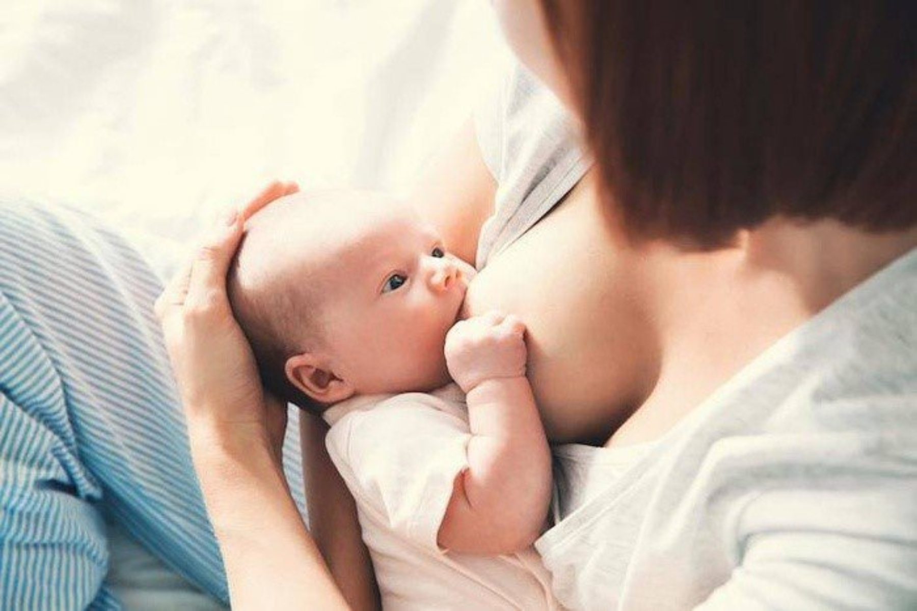 Βρέφος μητρικό γάλα: Γιατί το μητρικό γάλα ενεργοποιείται όταν κλαίει το μωρό;