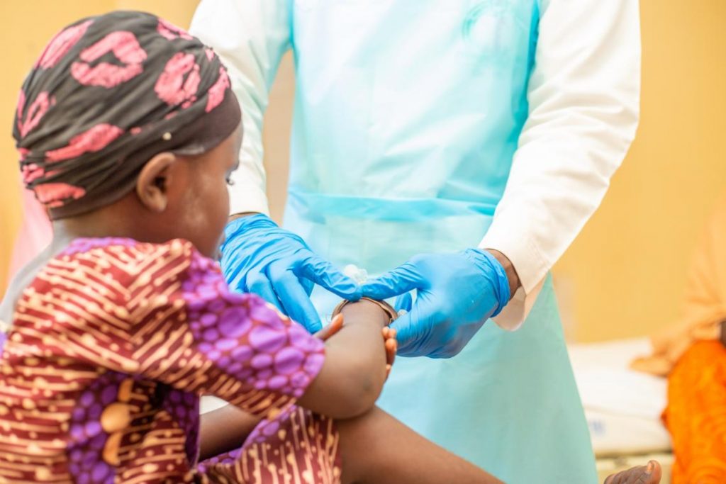 Η Νιγηρία αγωνίζεται να περιορίσει ένα εφιαλτικό ξέσπασμα διφθερίτιδας