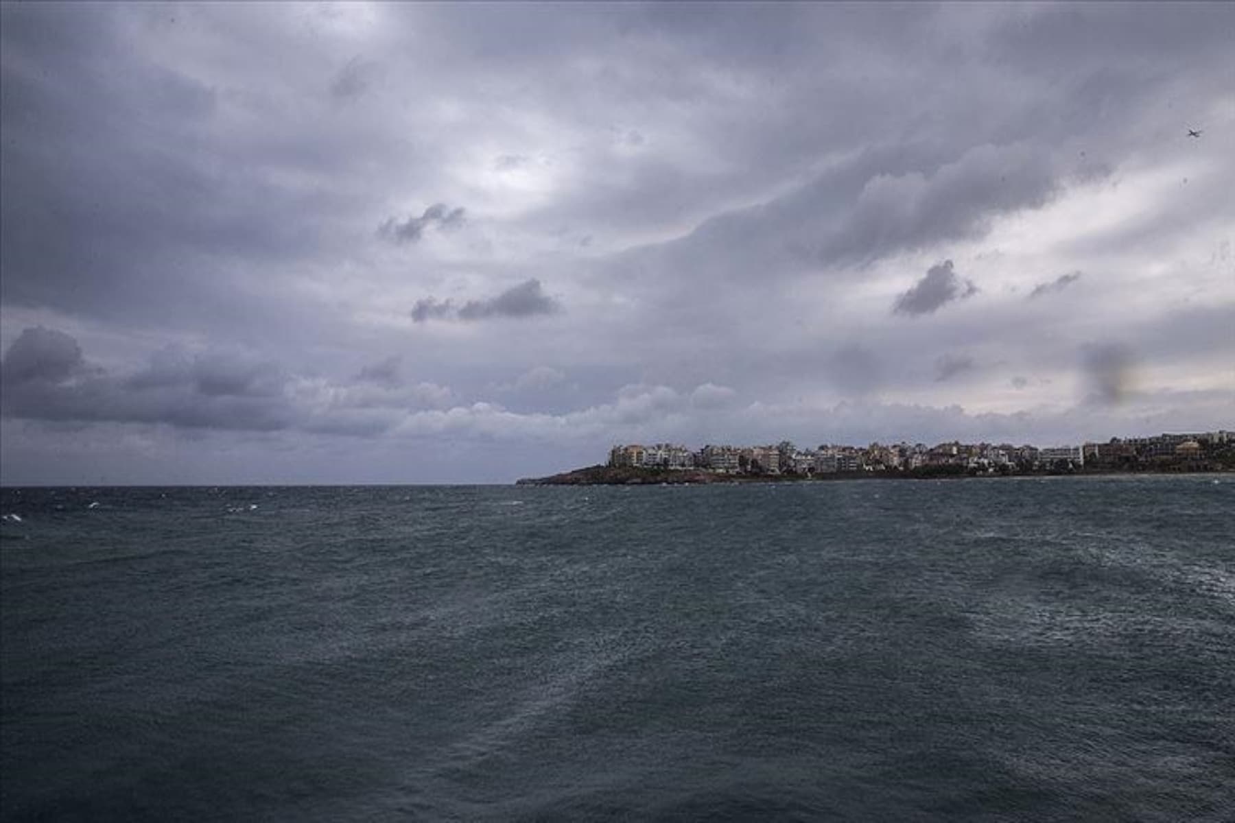 Χαλάει ο καιρός από το απόγευμα – μέχρι αύριο βράδυ τα έντονα καιρικά φαινόμενα