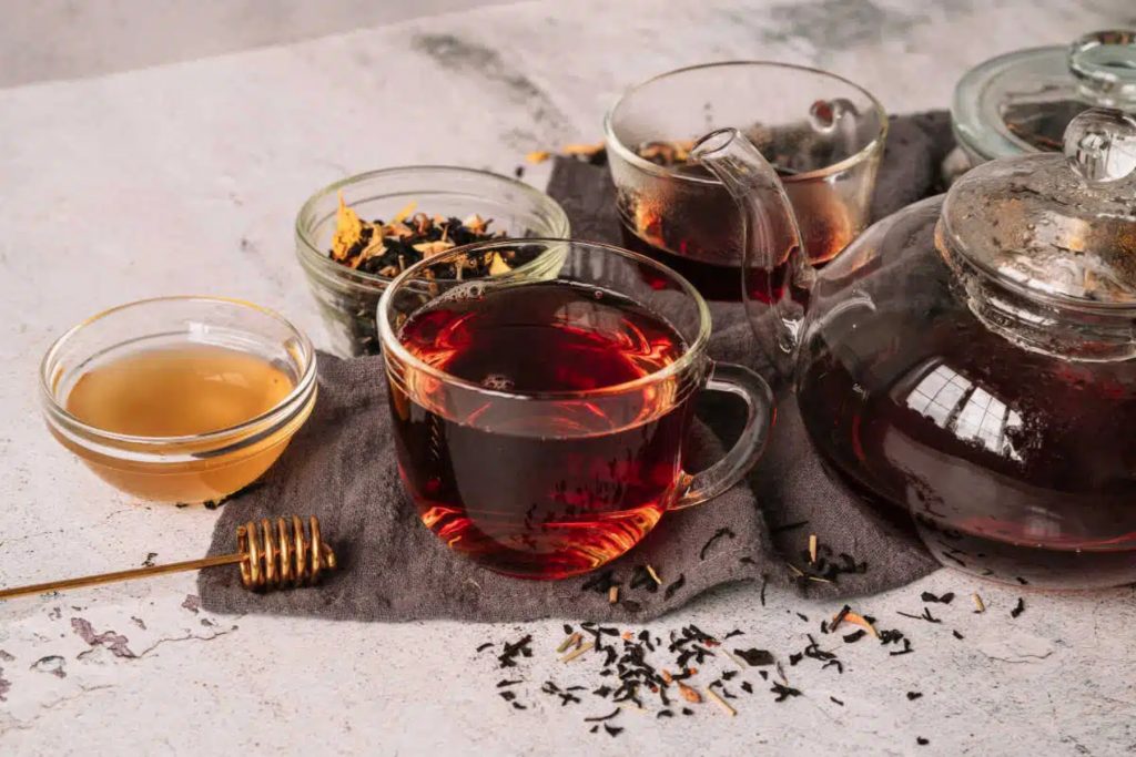 Πόσο σημαντικό είναι το μαύρο τσάι για τον οργανισμό;
