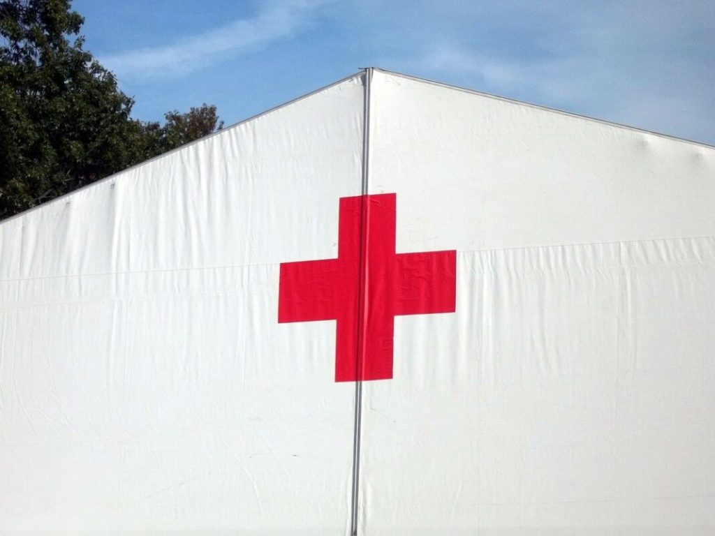 Ο Ερυθρός Σταυρός ζητά να σταματήσει η απαράδεκτη καταστροφή των νοσοκομείων στη Γάζα