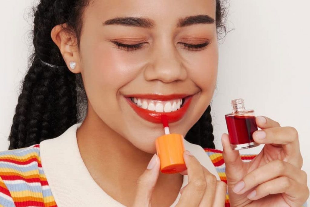 Tips για υγιή χείλη στην εφηβεία