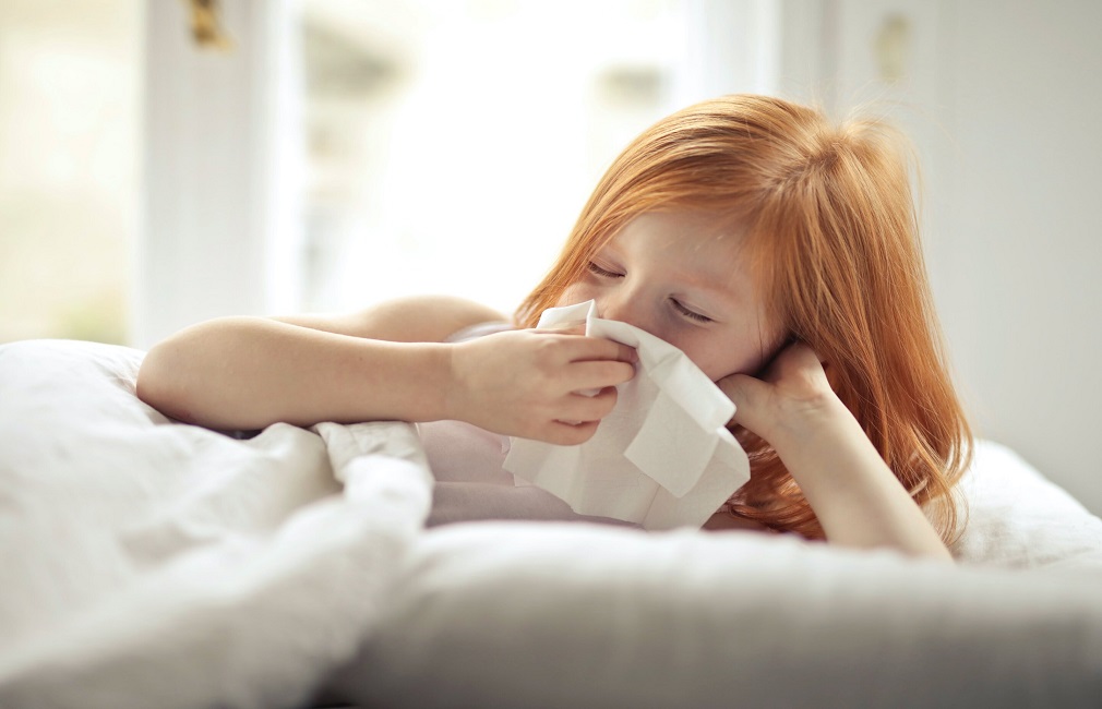 Ιώσεις ΗΠΑ: Η γρίπη βρίσκεται σε άνοδο, ενώ οι λοιμώξεις από RSV μπορεί να κορυφώνονται