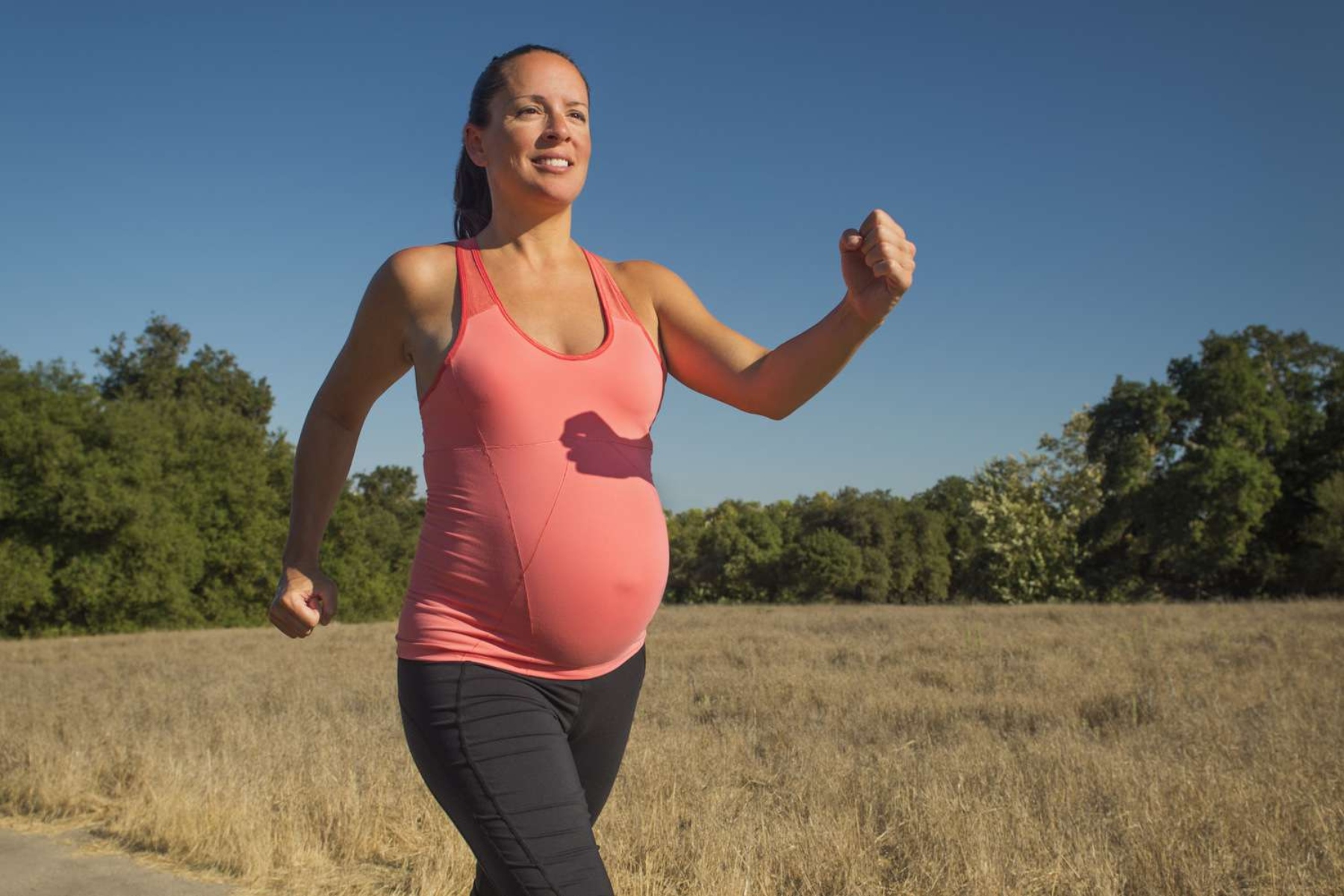 Εγκυμοσύνη περπάτημα: Κατά πόσο πρέπει οι εγκυμονούσες να περπατούν μετά από ένα βαρύ γεύμα;