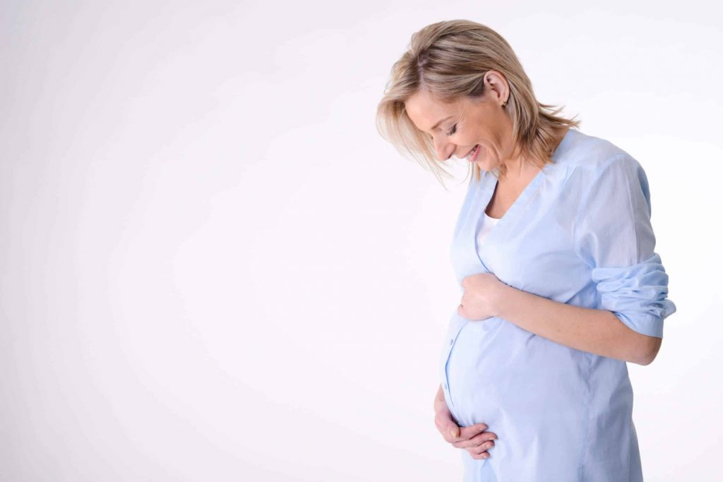 Τι μπορεί να μειώσει την ουλίτιδα που σχετίζεται με την εγκυμοσύνη;