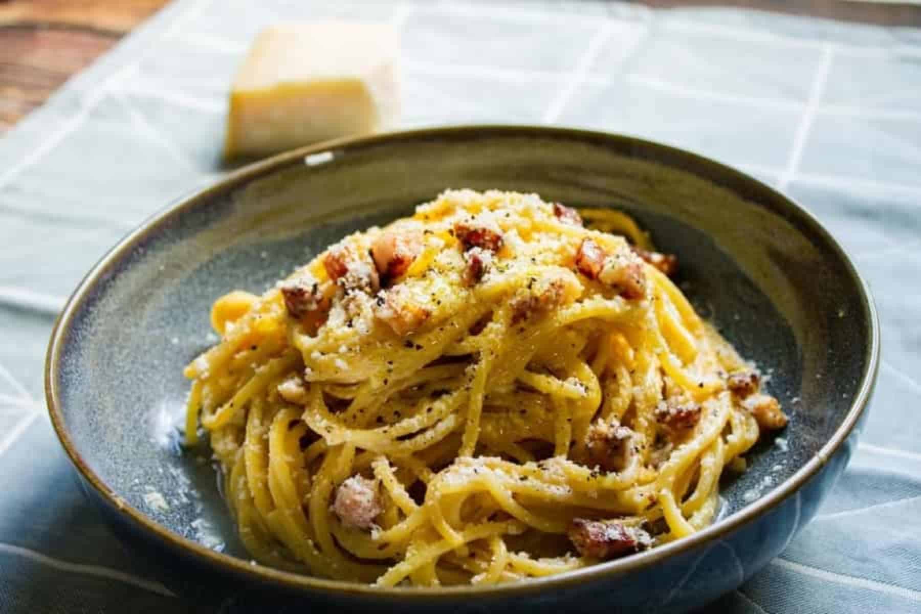 Carbonara: Κλασική συνταγή για σπαγγέτι καρμπονάρα