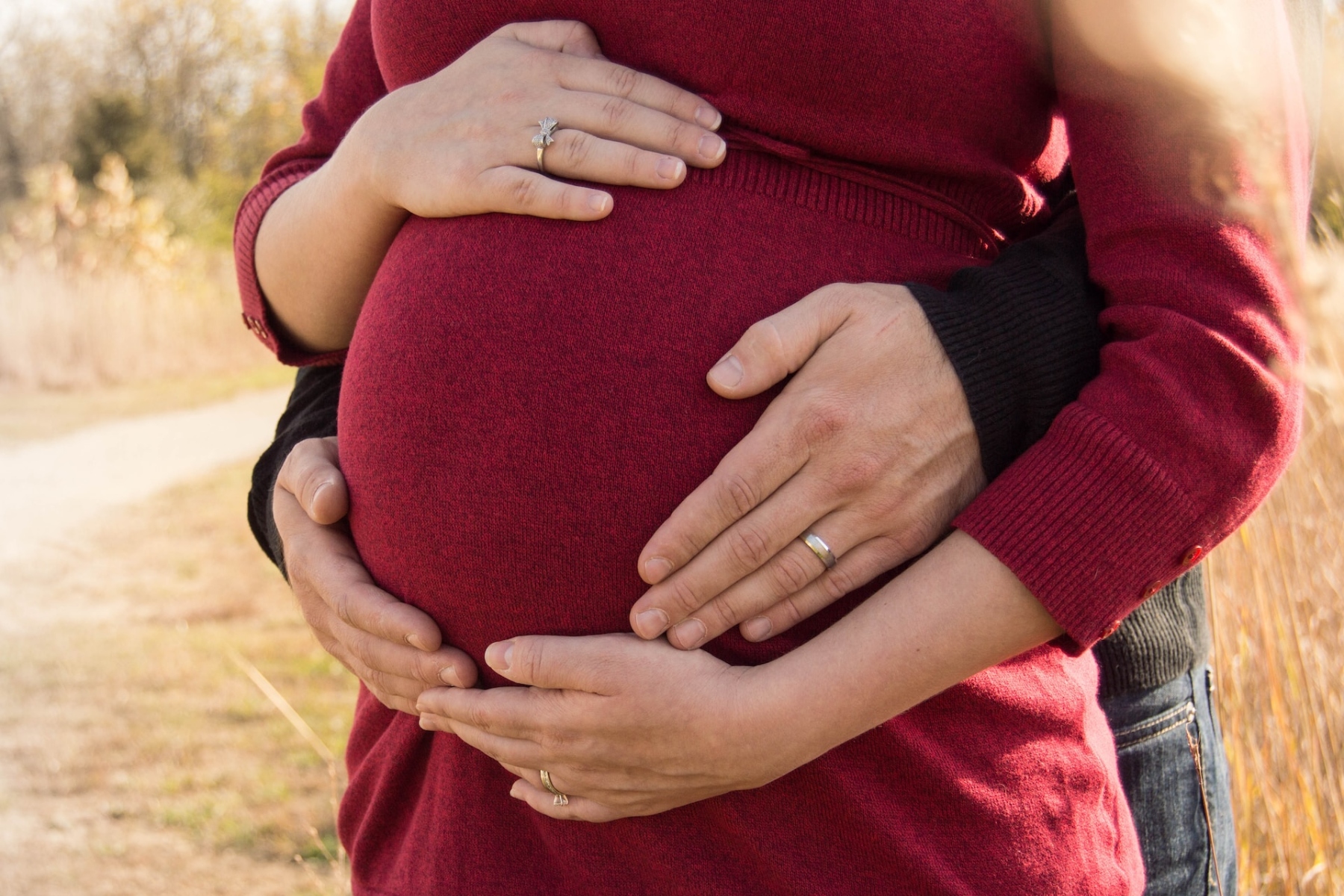 Εγκυμοσύνη: Πώς να στηρίξετε την σύντροφό σας σε αυτό το όμορφο ταξίδι;