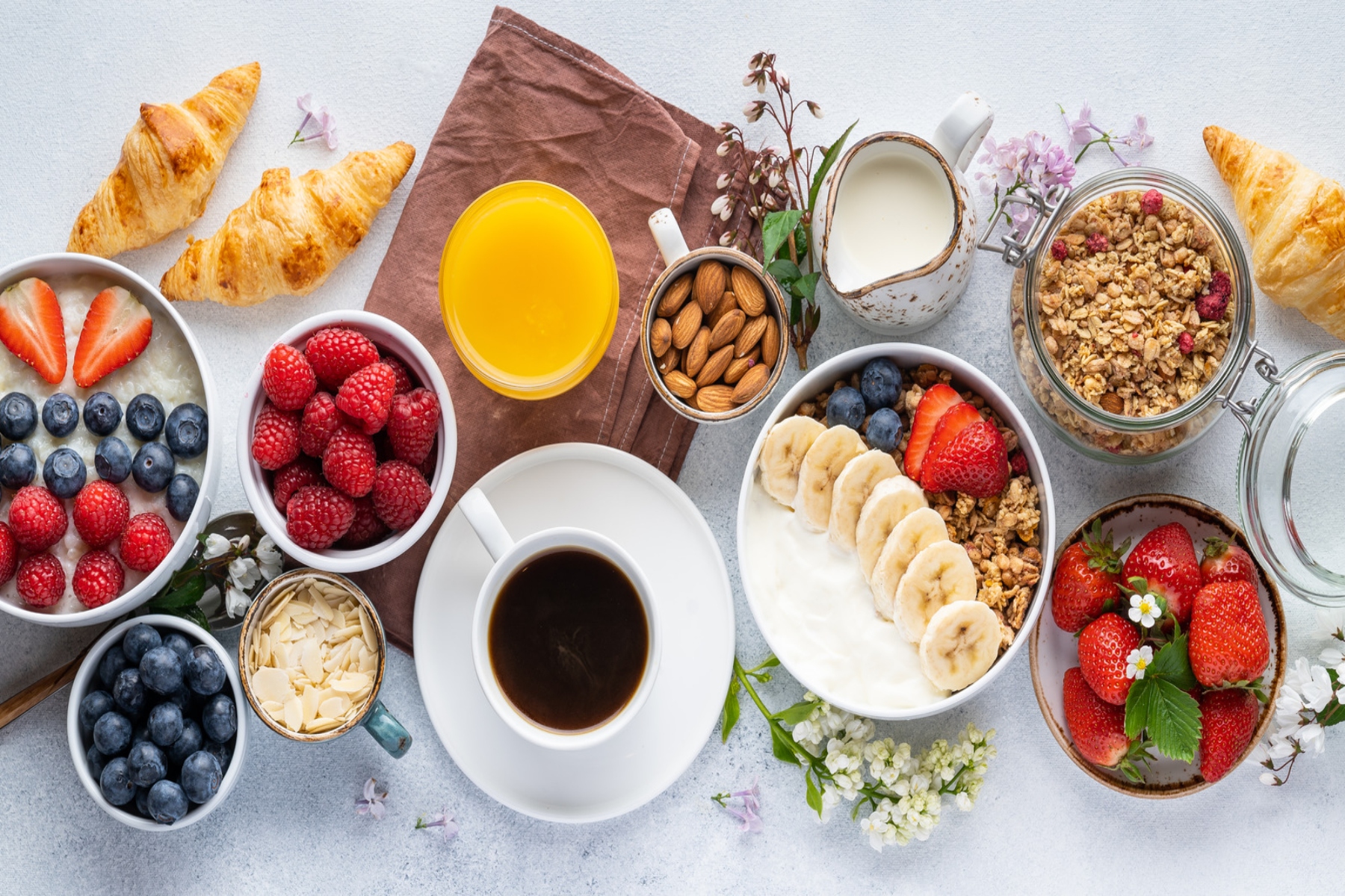 Πρωινό φρούτα: Ποια είδη φρούτων θα πρέπει να αποφεύγουμε να τρώμε σαν πρωινό;