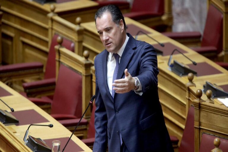 Ο Άδωνις δεν ‘μάσησε’ – Μήνυση, σύλληψη και μήνυμα κατά της βίας