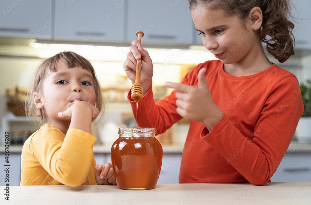Λοιμώξεις του Αναπνευστικού: Μπορεί το μέλι να βοηθήσει στον βήχα;