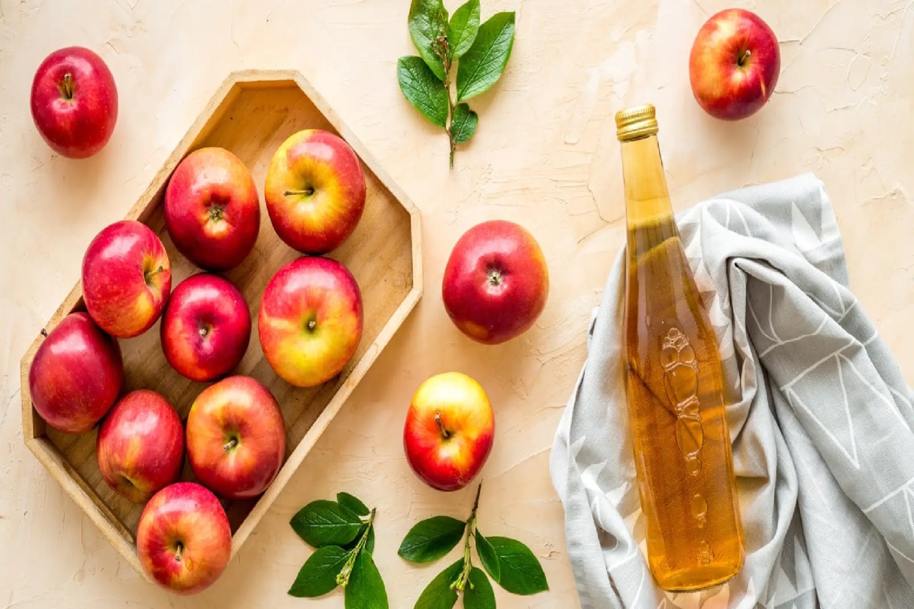 Πρωινό ρόφημα: Τα οφέλη του μηλόξυδου με κουρκουμά σε άδειο στομάχι