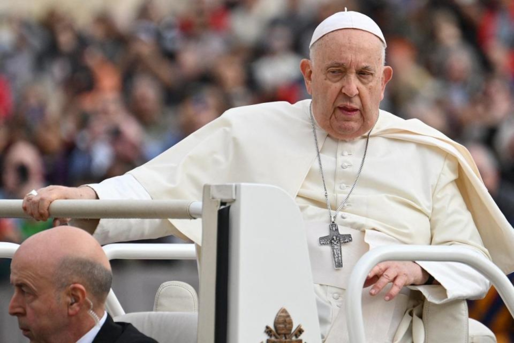 Ο Πάπας Φραγκίσκος ακυρώνει συναντήσεις λόγω εποχικής γρίπης