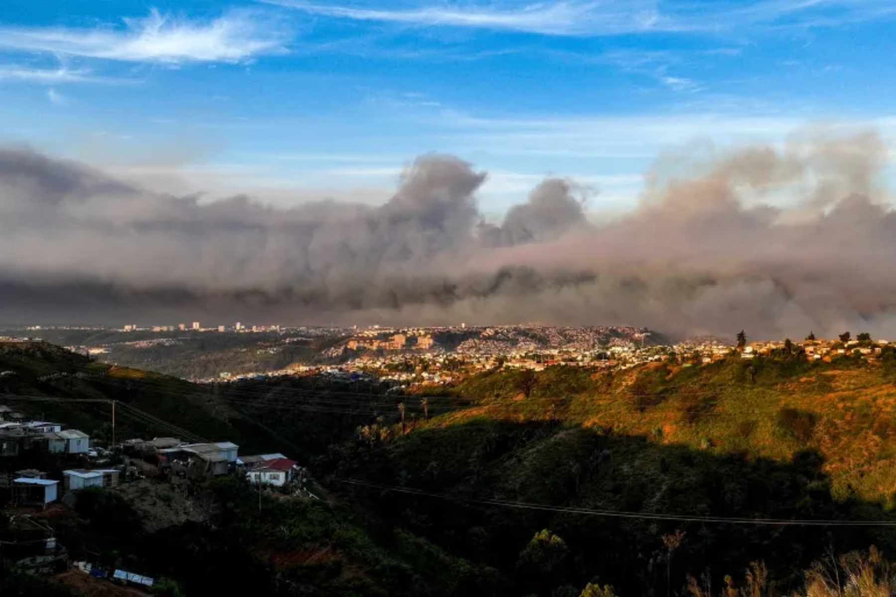 Χιλή πυρκαγιές: Τουλάχιστον 10 νεκροί από τις πυρκαγιές στη Χιλή