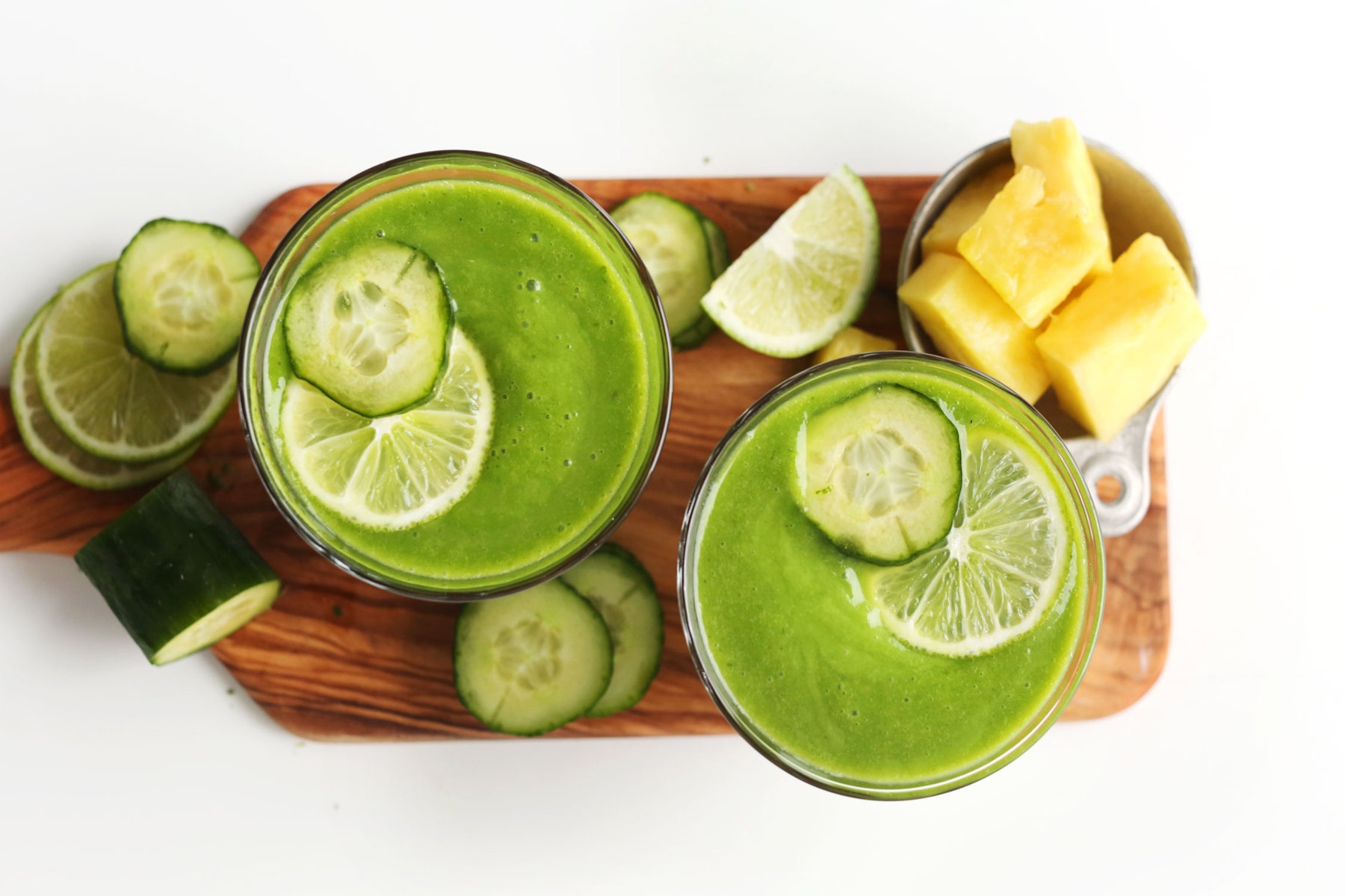 Αγγούρι ανανάς: Γιατί ο χυμός αγγουριού με ανανά είναι ένας ισχυρός συνδυασμός για τον καθένα;
