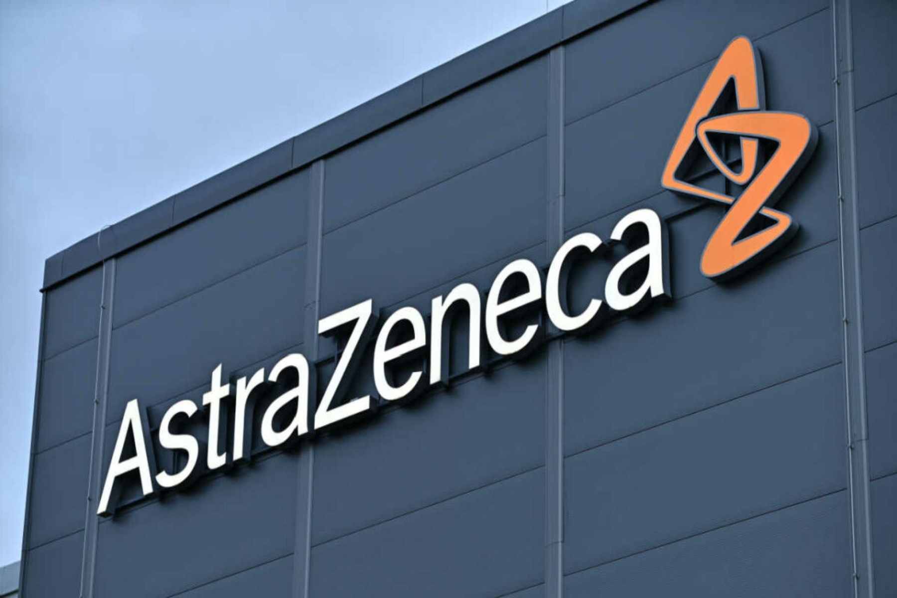AstraZeneca: Ηγέτης στην καινοτόμο φαρμακοβιομηχανία με ισχυρό αποτύπωμα και στην Ελλάδα