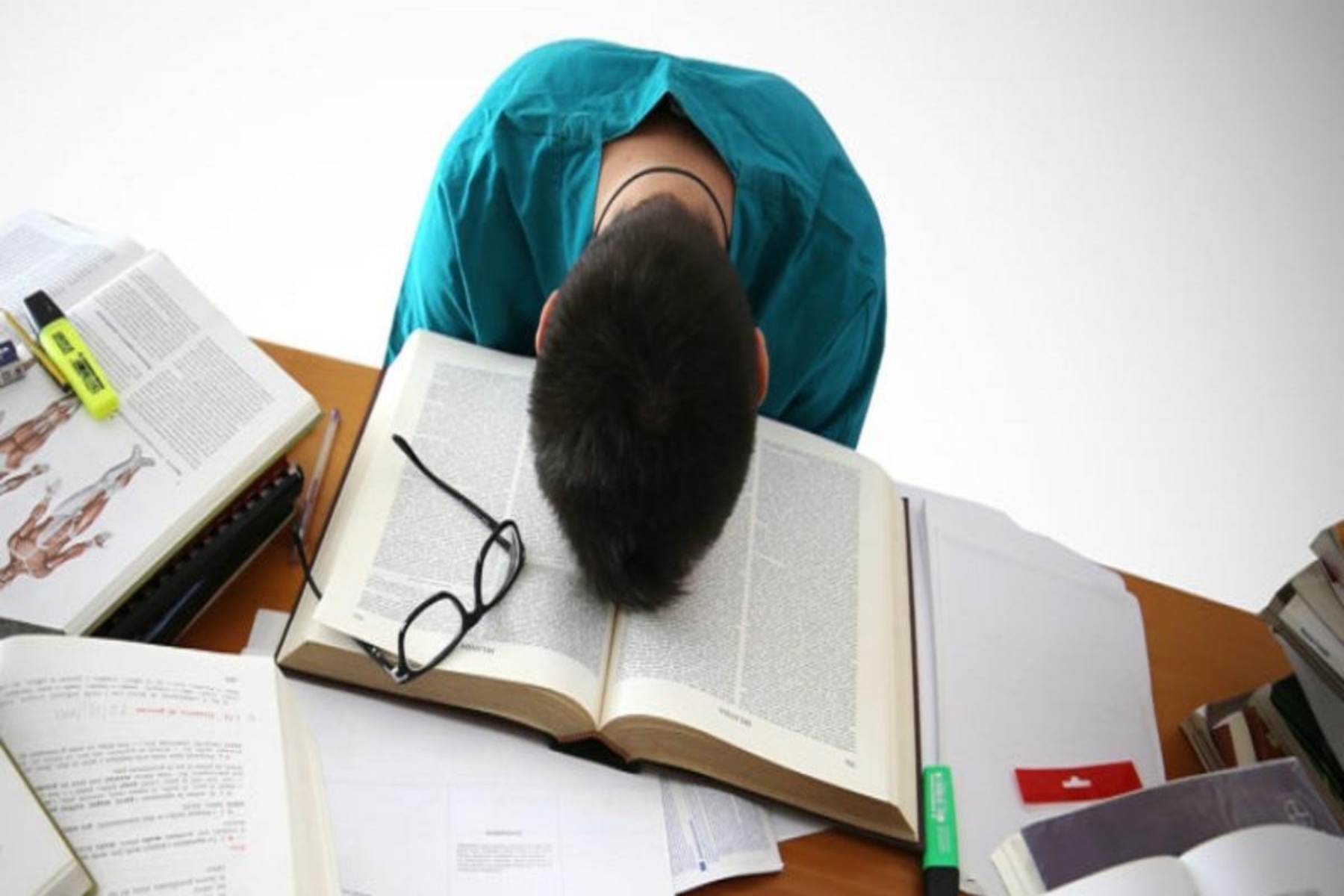 Ύπνος μελέτη: Συμβουλές για τον έλεγχο του ύπνου κατά τη διάρκεια της μελέτης