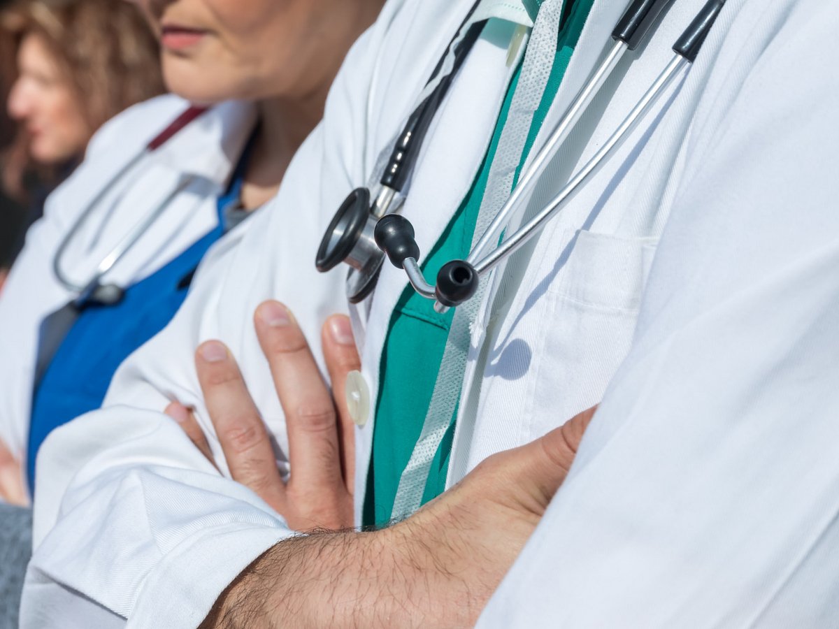 Υπουργείο Υγείας: Διατάξεις του νέου νομοσχεδίου για τη δυνατότητα των γιατρών του ΕΣΥ να ιδιωτεύουν