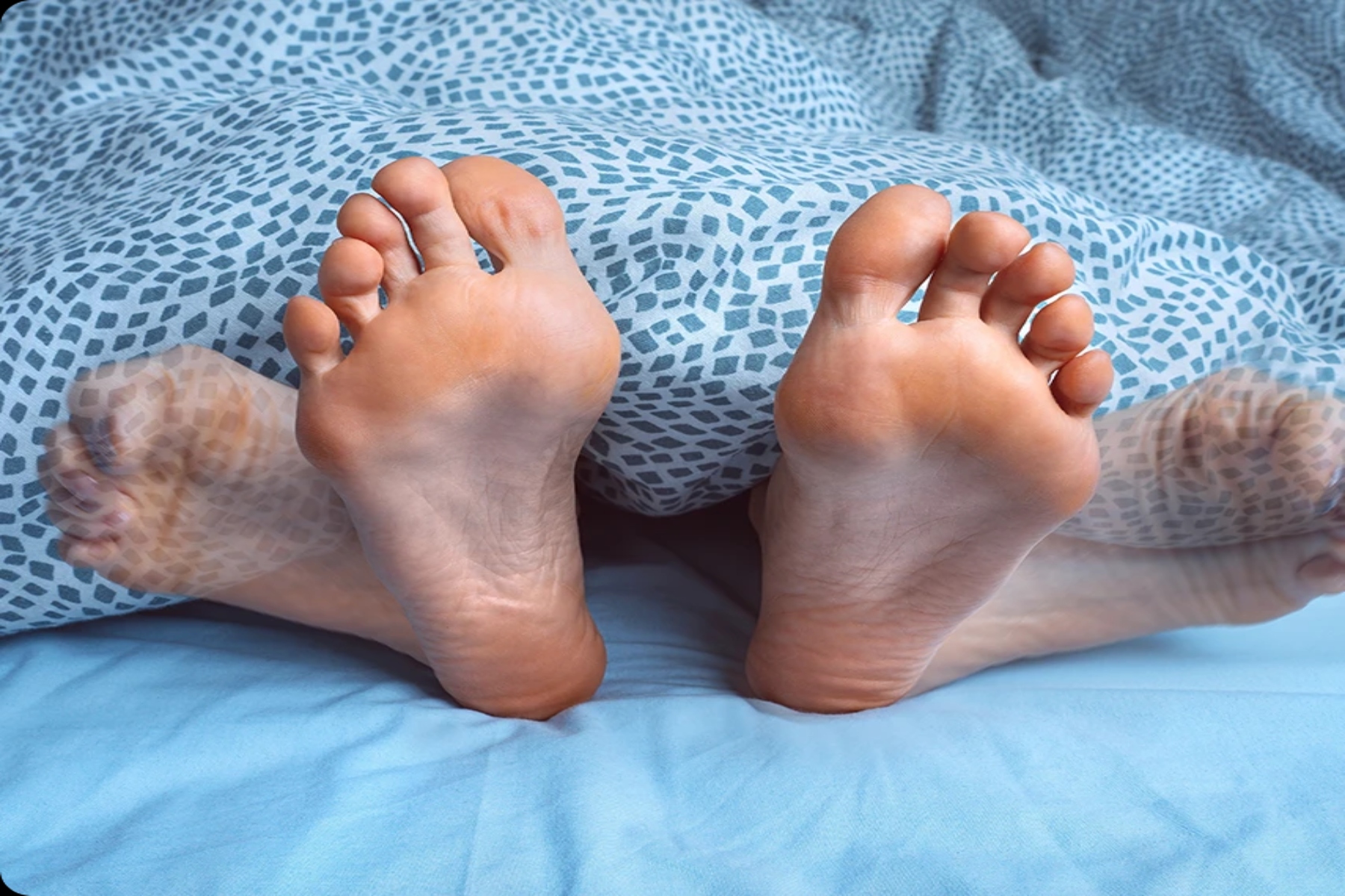Ανήσυχα πόδια: Αν δεν μπορείτε να κοιμηθείτε λόγω ανήσυχων ποδιών ίσως έχετε έλλειψη μαγνησίου