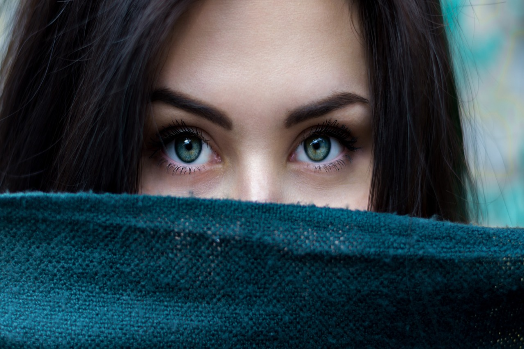 Μάτια βλέμμα: Πώς γίνεται τα μάτια να προδίδουν τις αποφάσεις μας